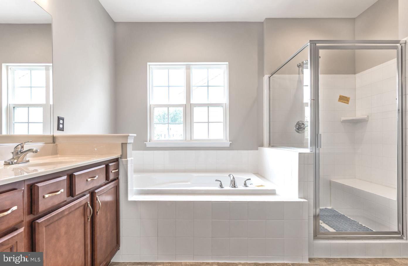 AVENDALE WOODLAND GROVE - Residential