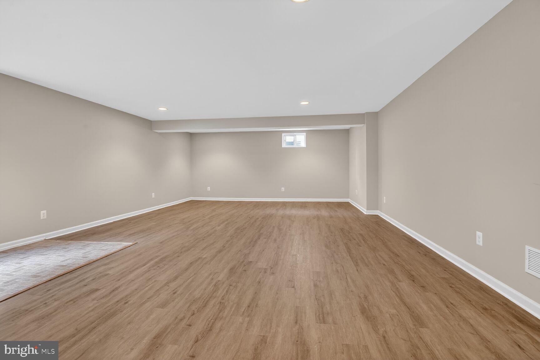 AVENDALE WOODLAND GROVE - Residential