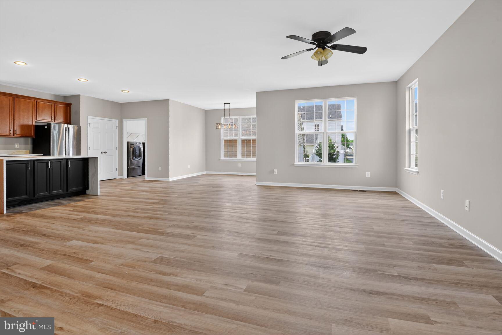 AVENDALE WOODLAND GROVE - Residential