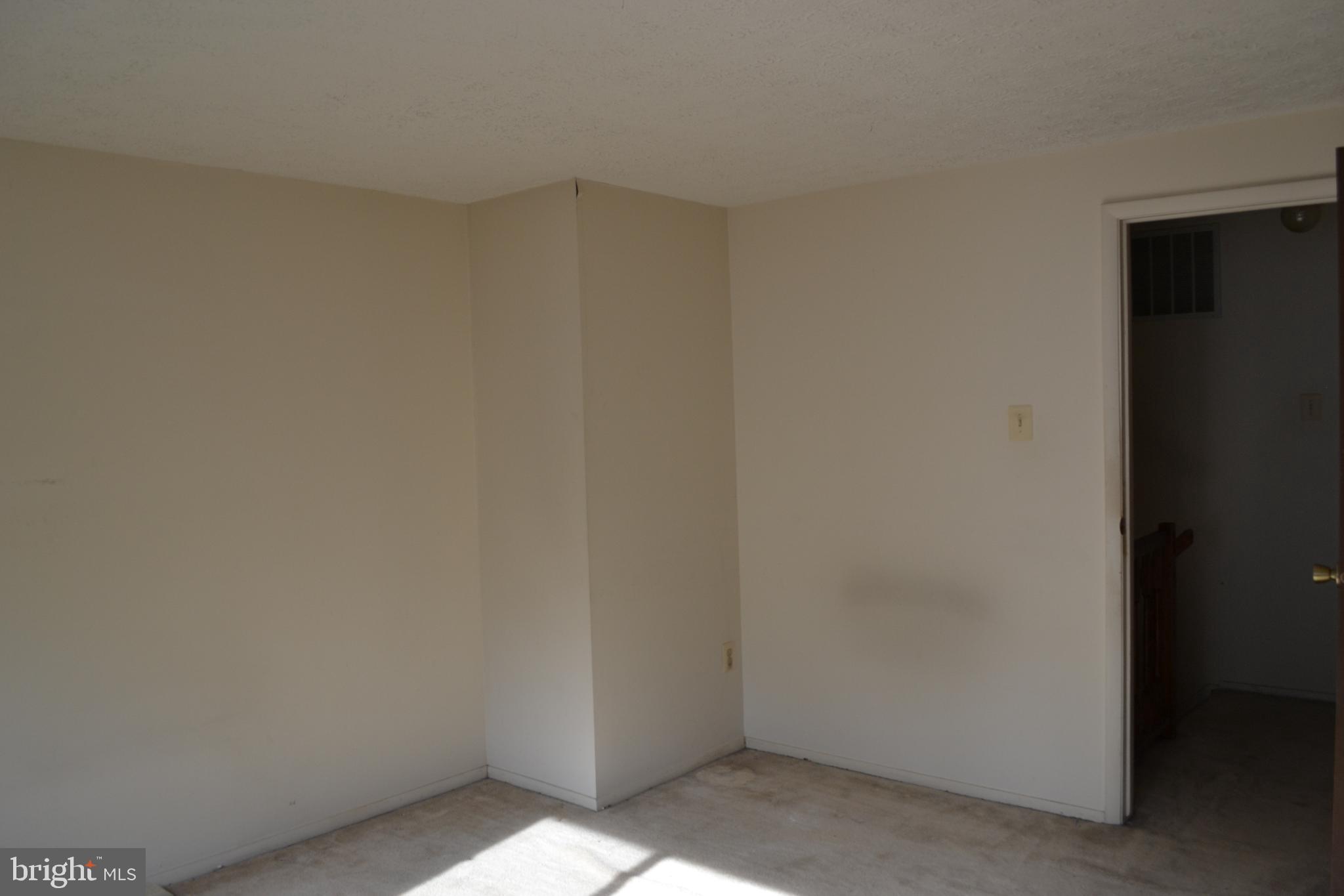 TWELVE TREES - Residential