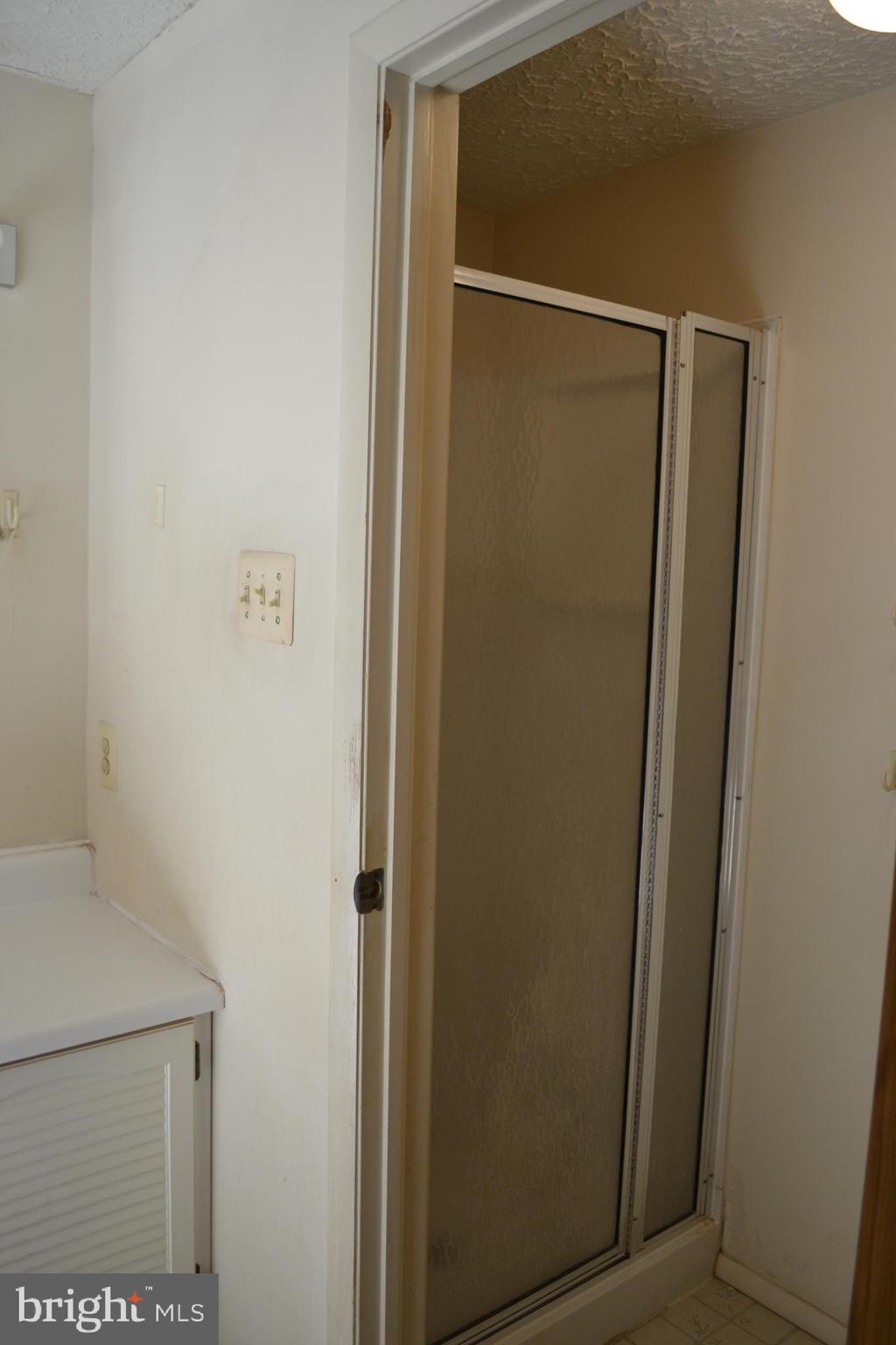 TWELVE TREES - Residential