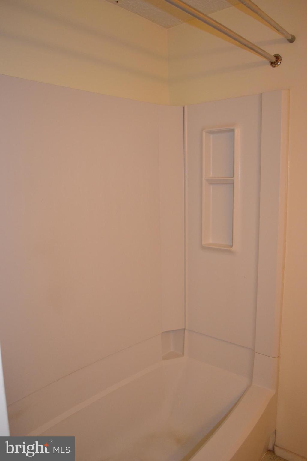 TWELVE TREES - Residential