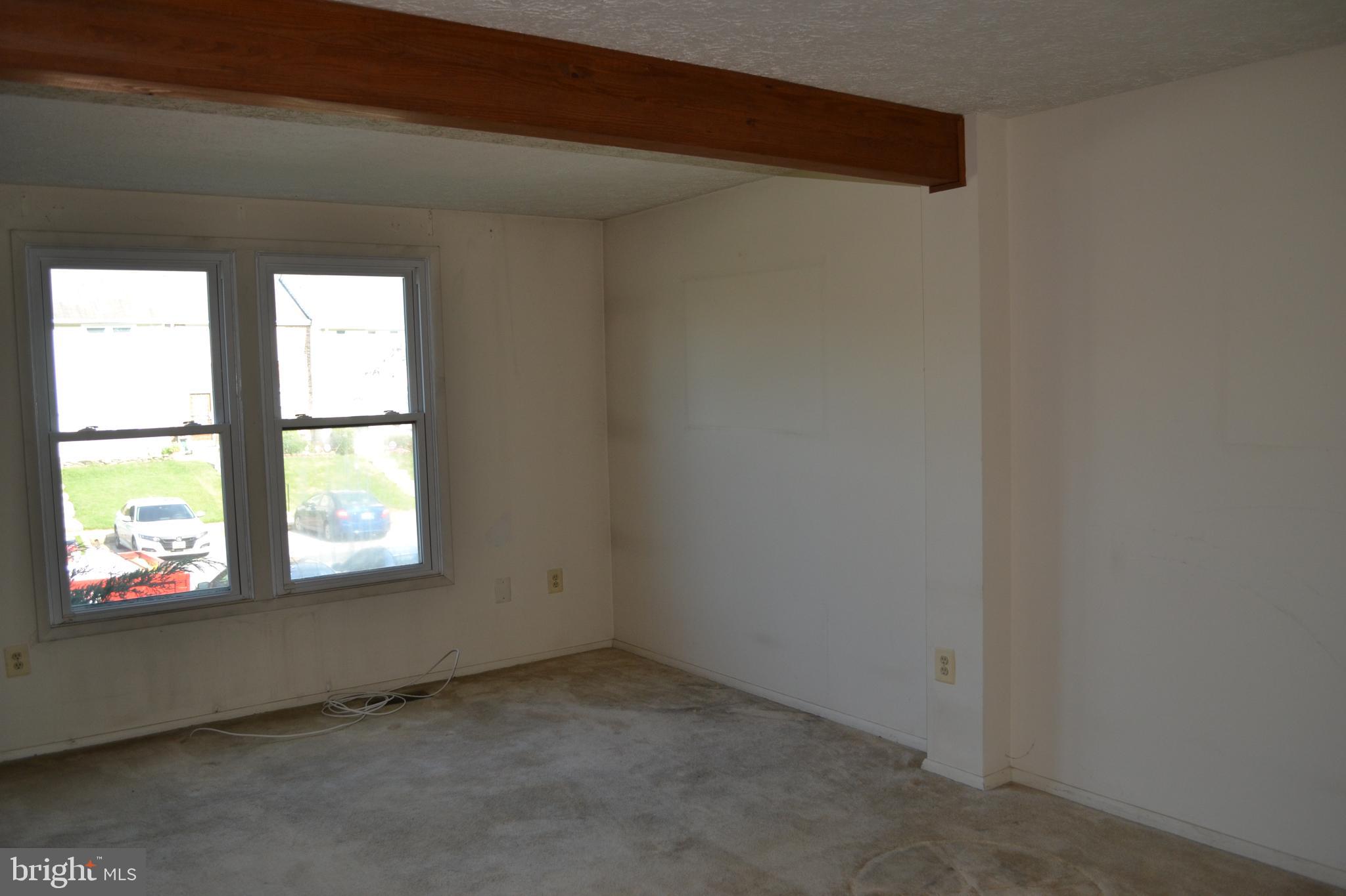 TWELVE TREES - Residential