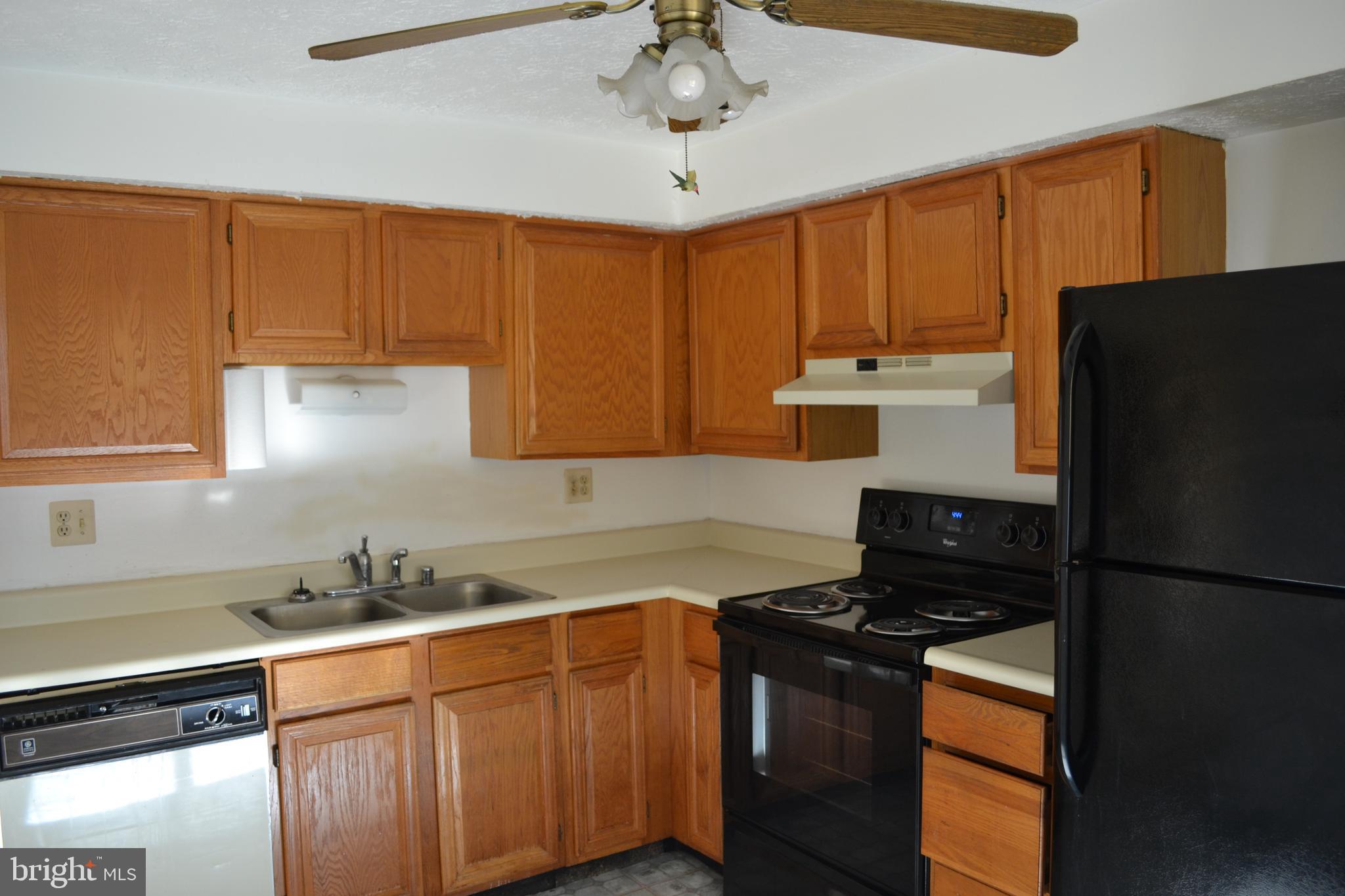 TWELVE TREES - Residential