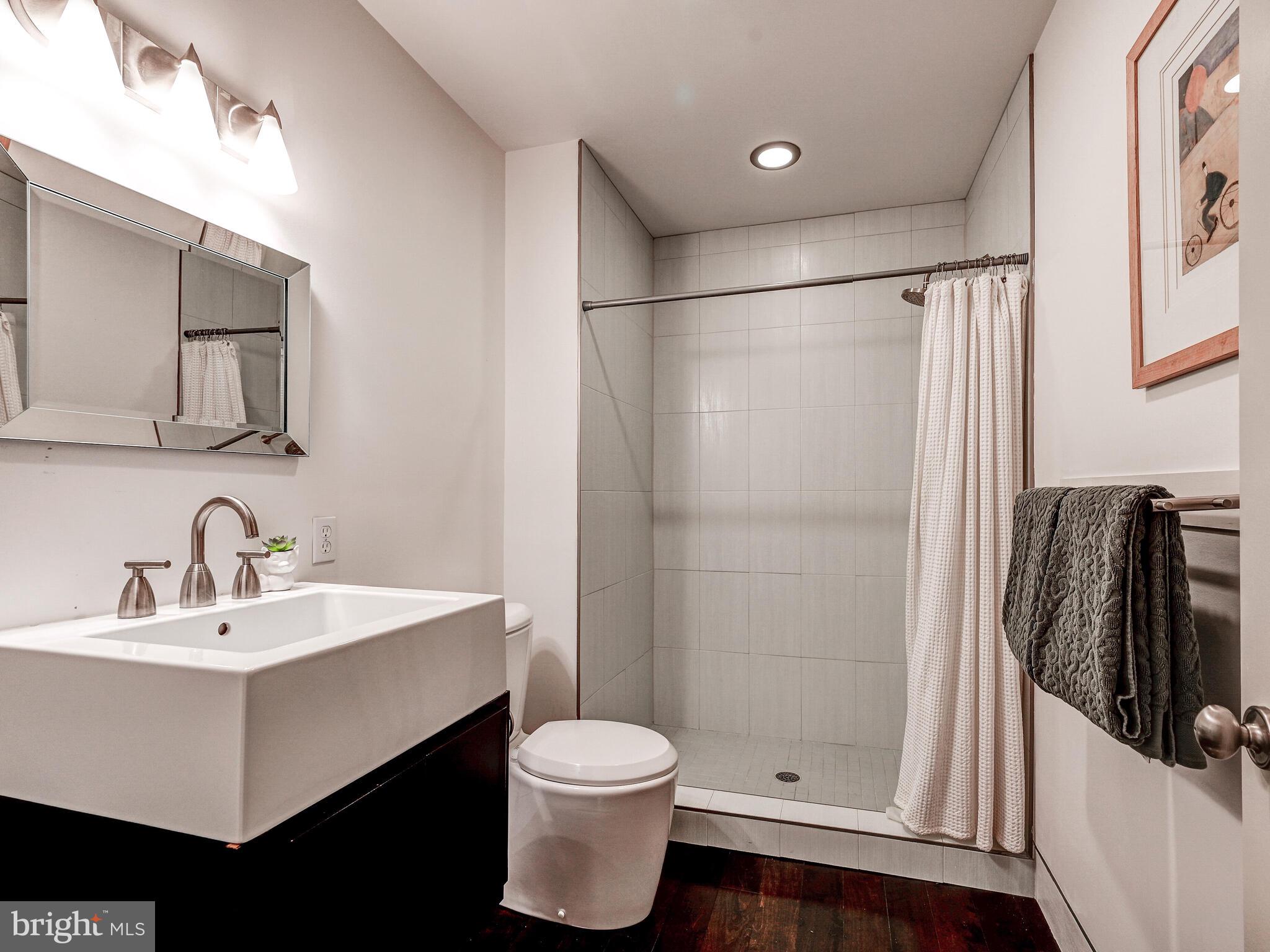 FELLS POINT HISTORIC DISTRICT - Residential