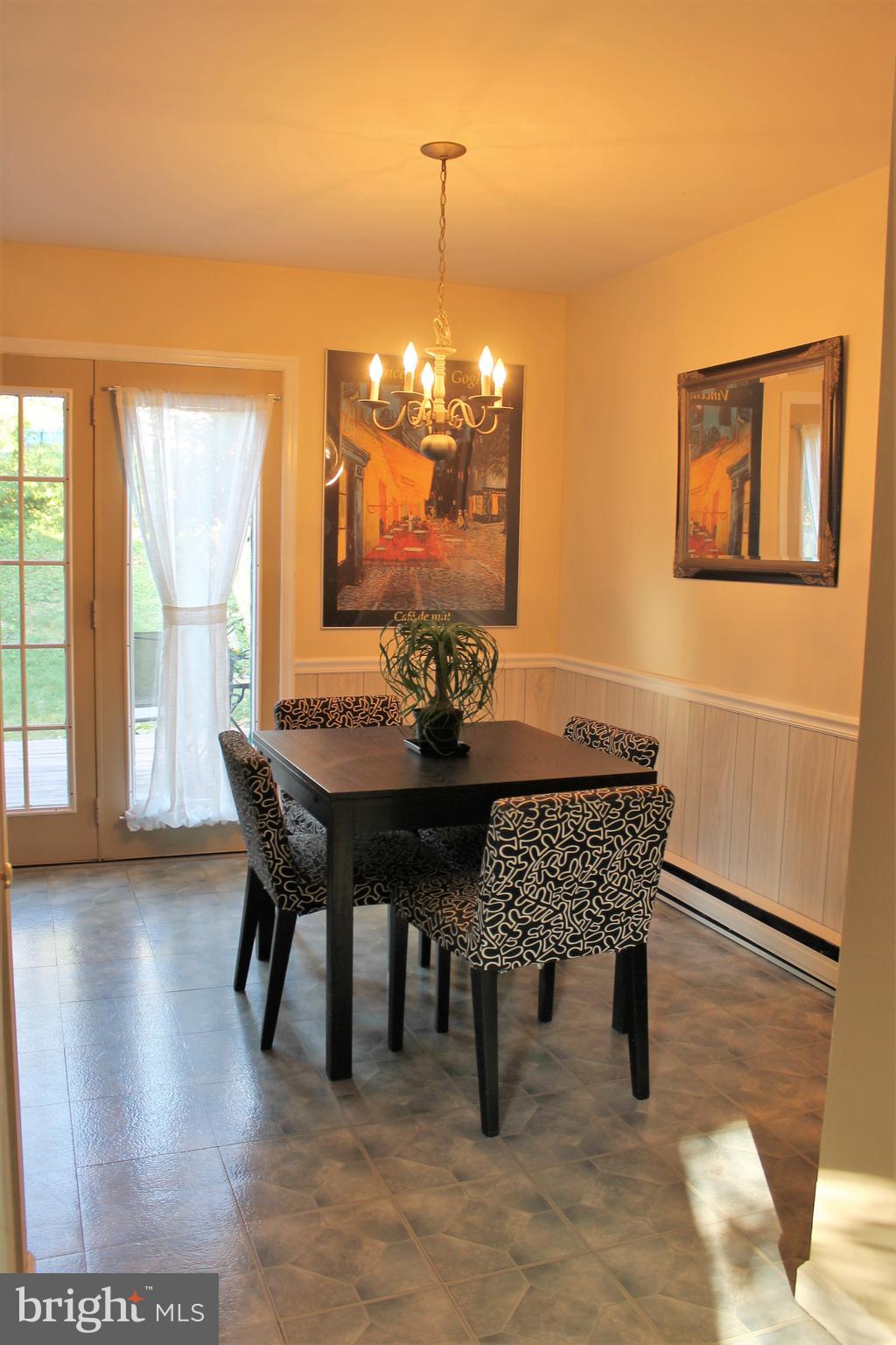 HEATHERWOOD HEIGHTS - Residential