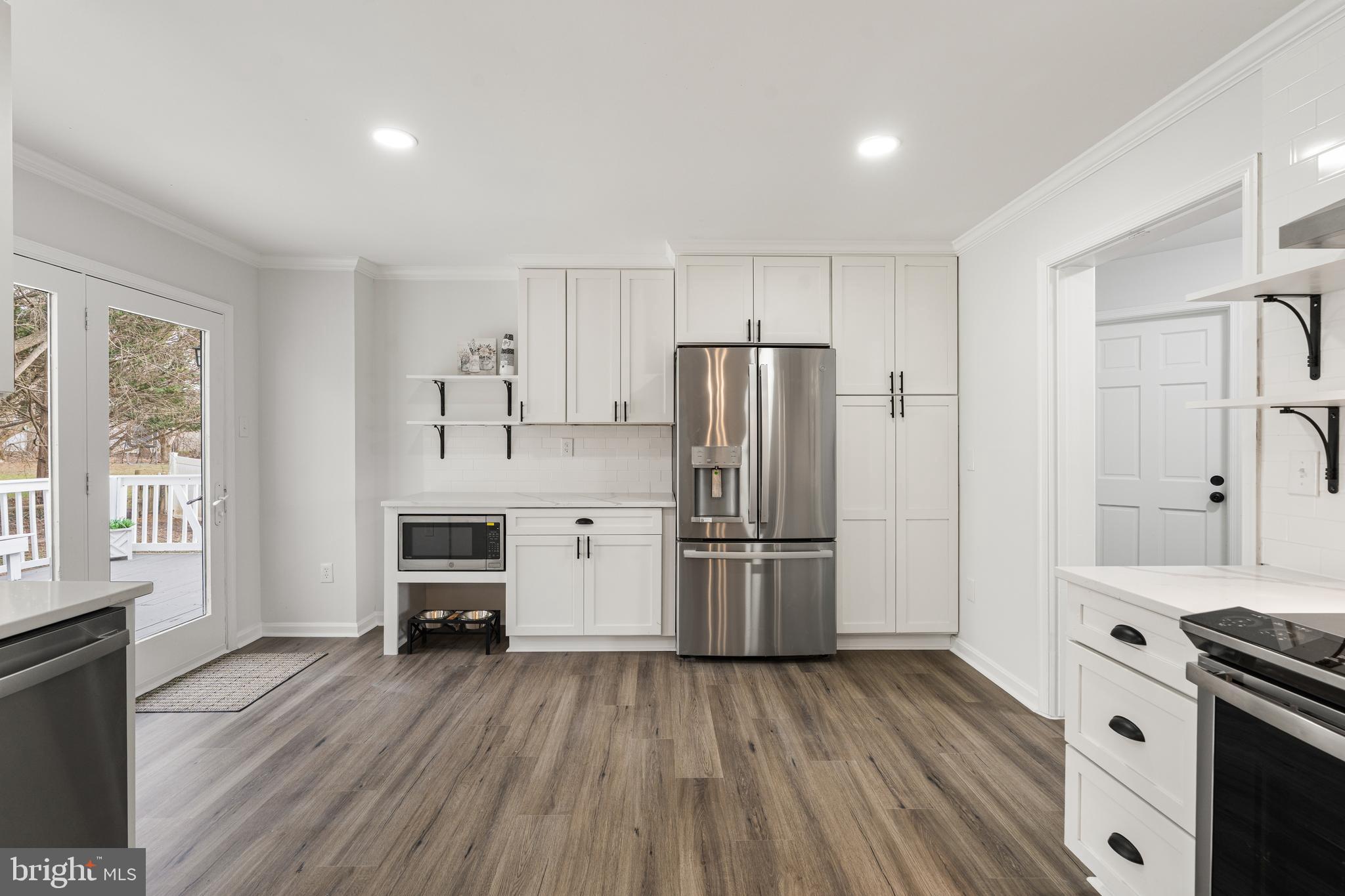 WHISPERING MEADOWS - Residential