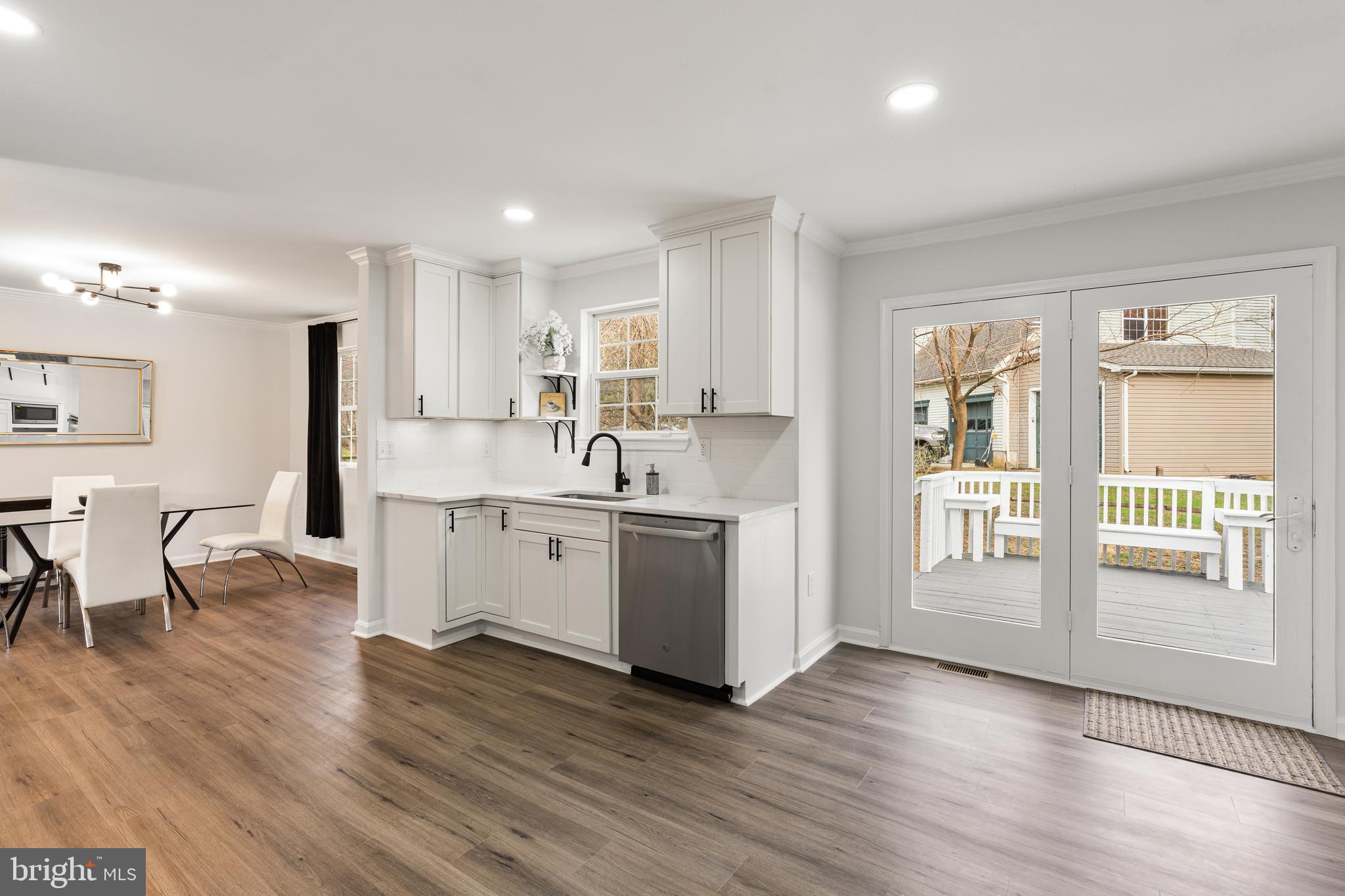 WHISPERING MEADOWS - Residential