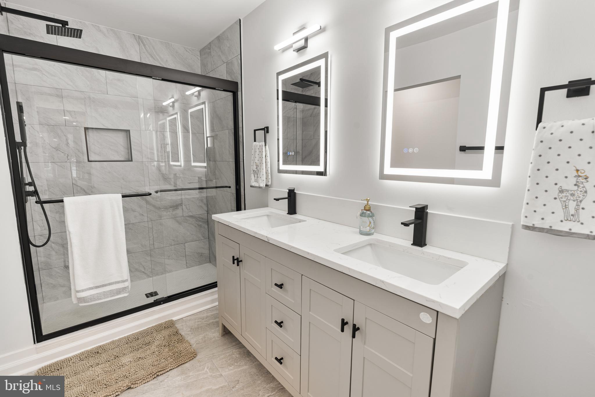 WHISPERING MEADOWS - Residential