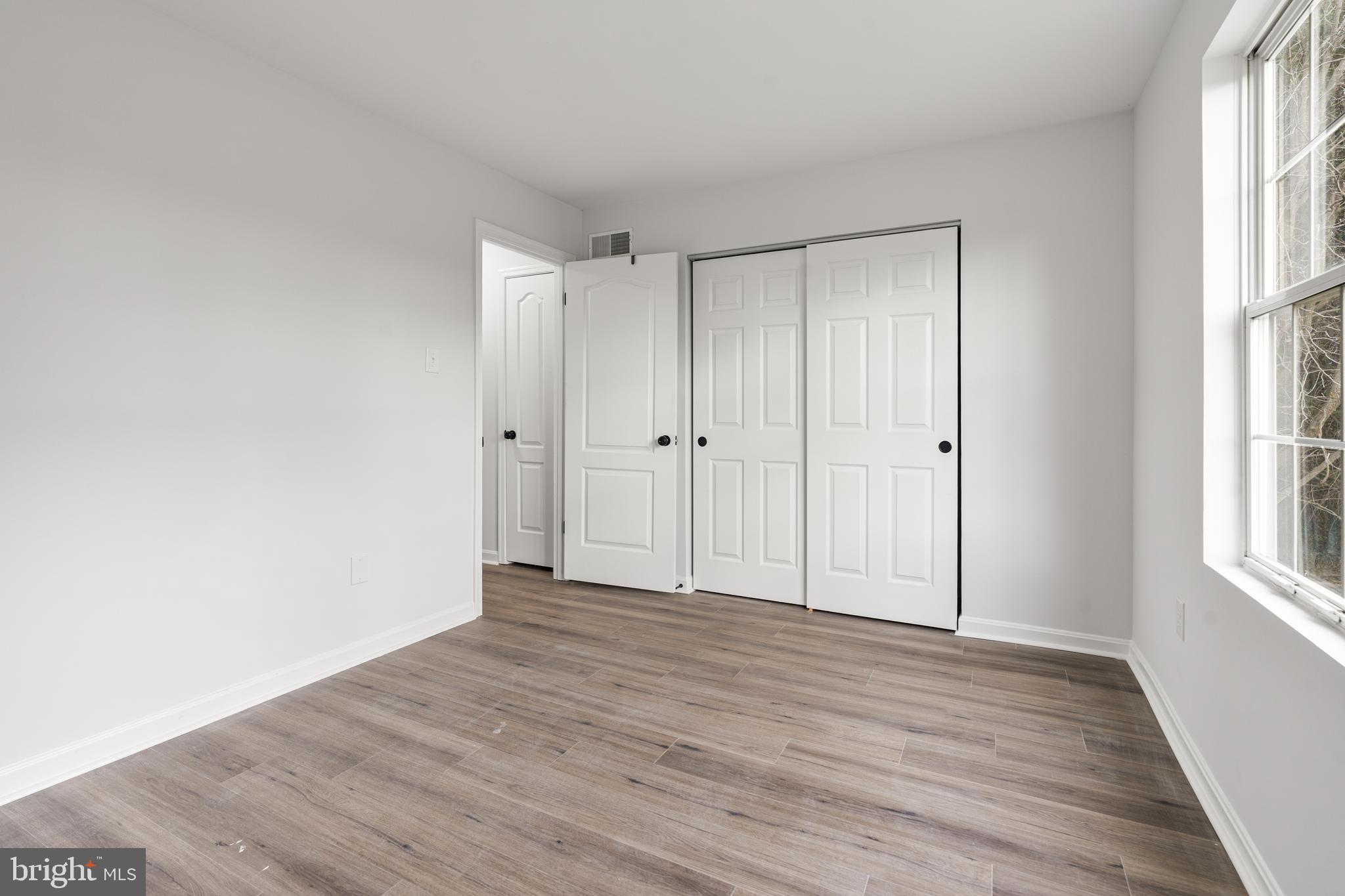 WHISPERING MEADOWS - Residential