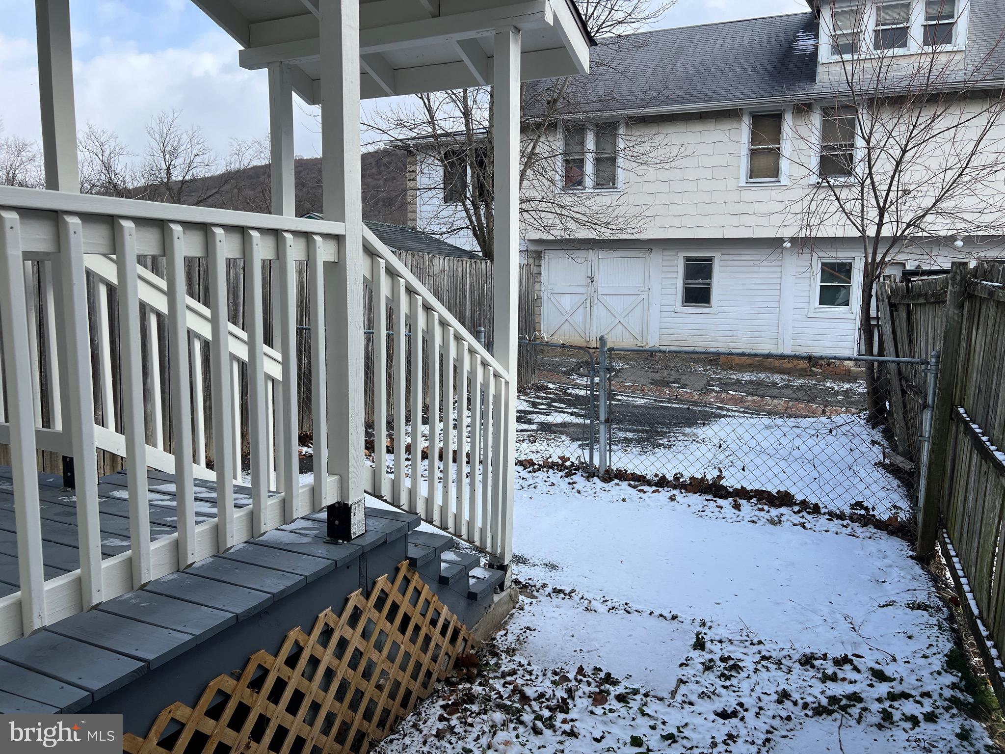 NORTH END - Residential