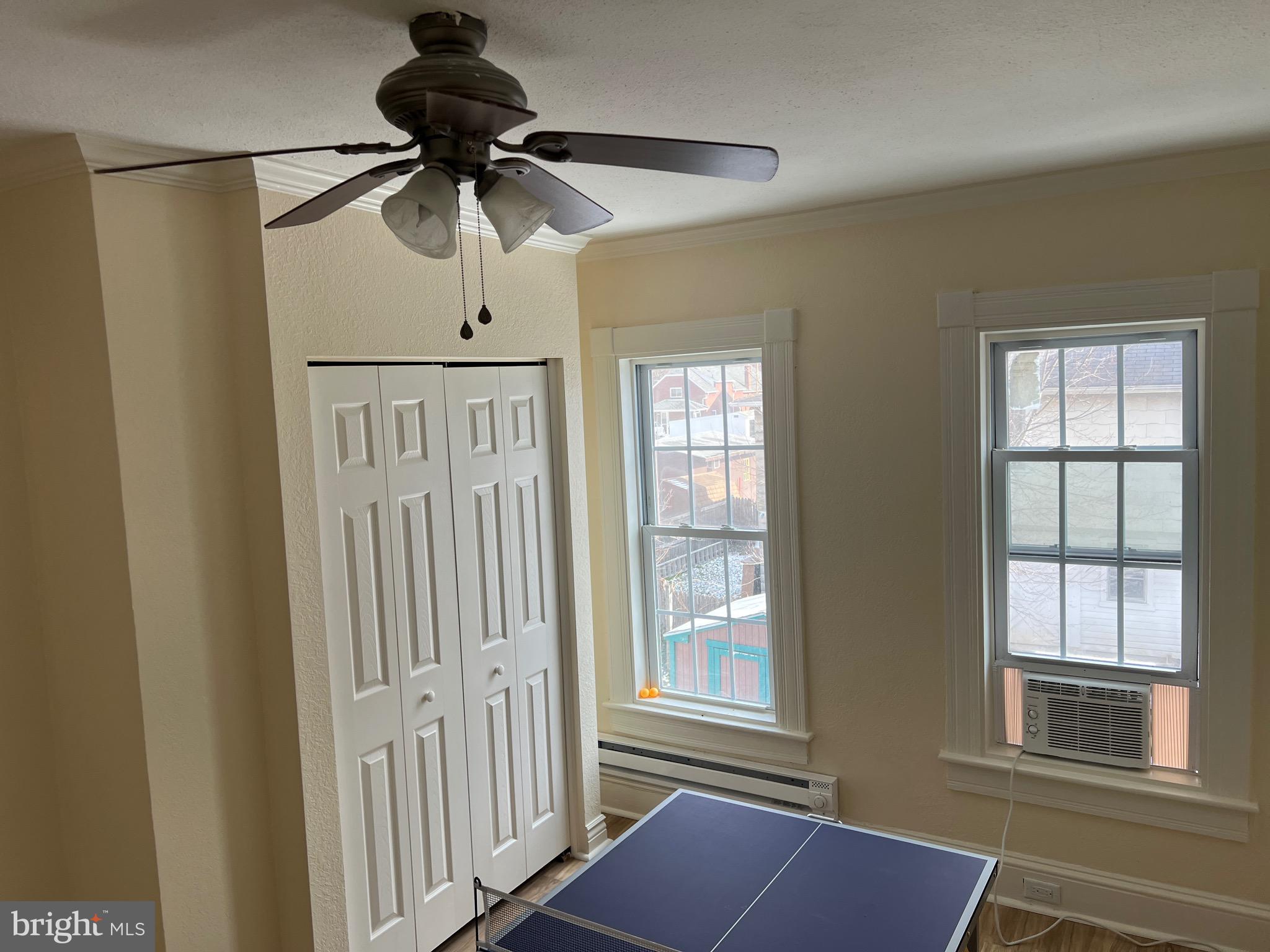 NORTH END - Residential