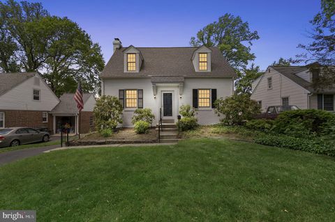 534 HILLCREST AVENUE GLENSIDE PA 19038