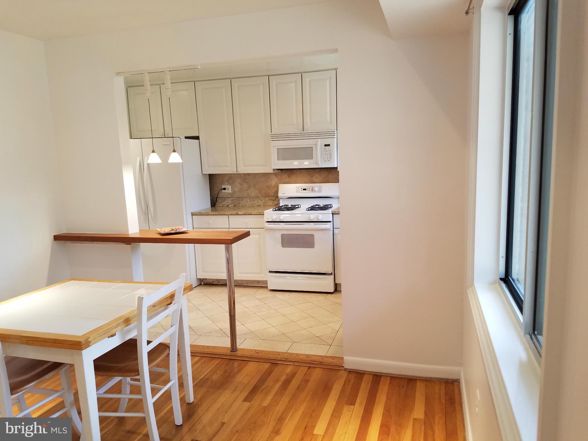 PARKSIDE CONDOMINIUMS - Residential Lease