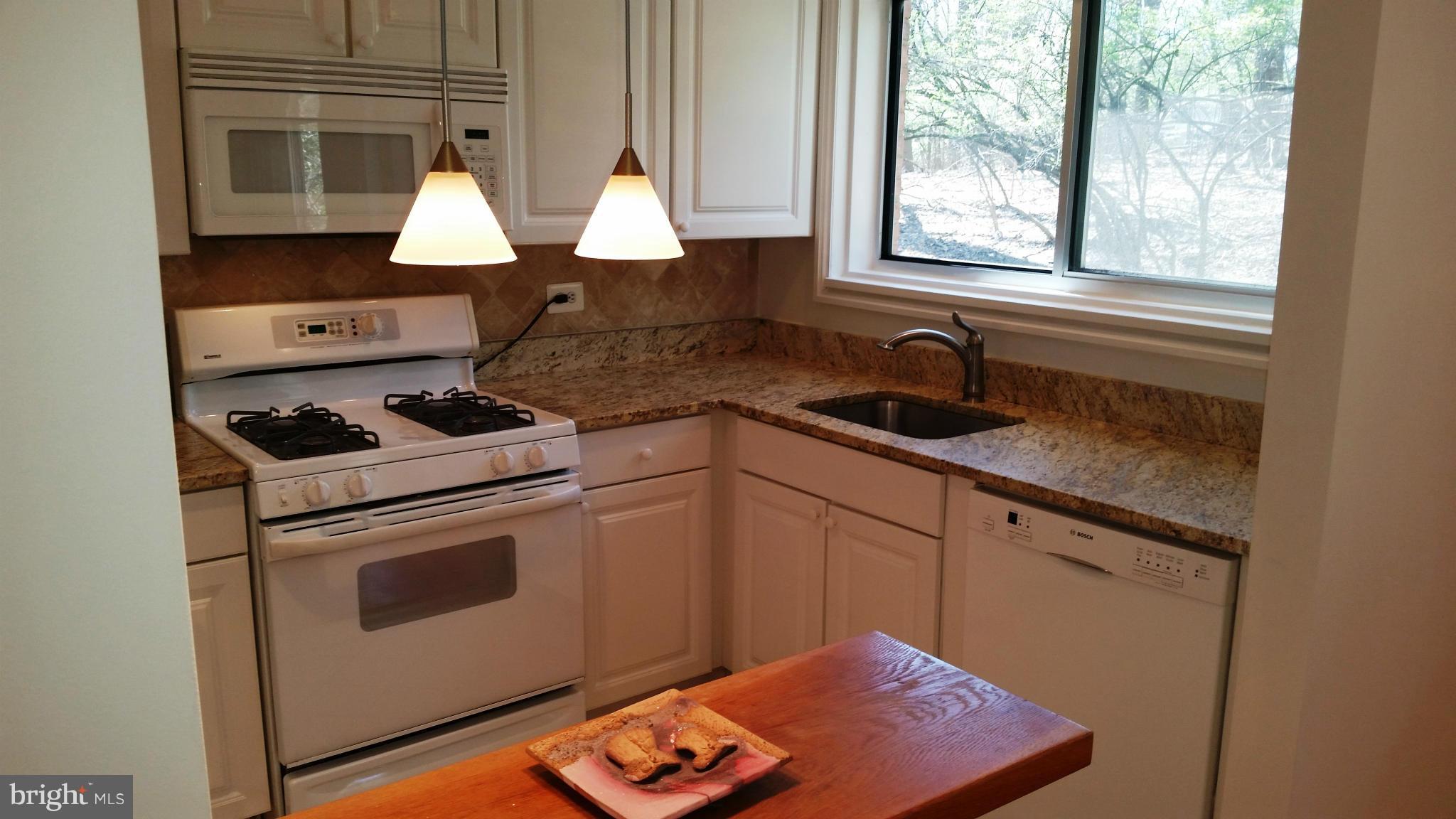 PARKSIDE CONDOMINIUMS - Residential Lease