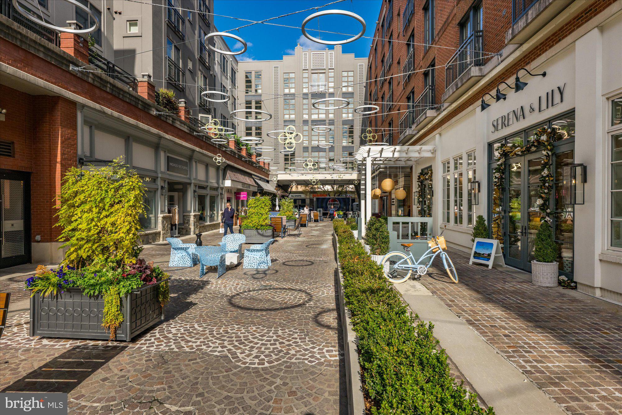 HAMPDEN ROW - Residential