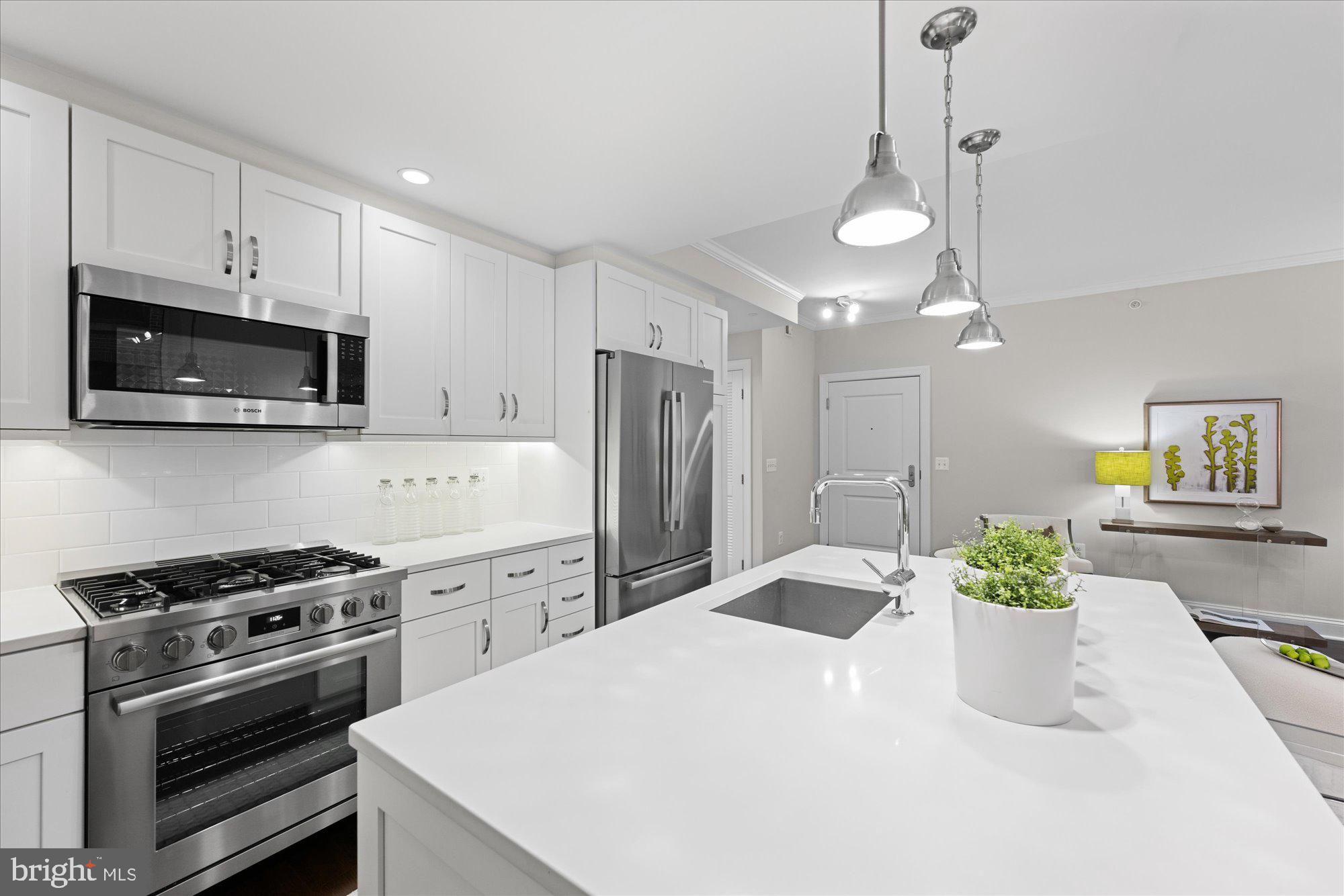 HAMPDEN ROW - Residential