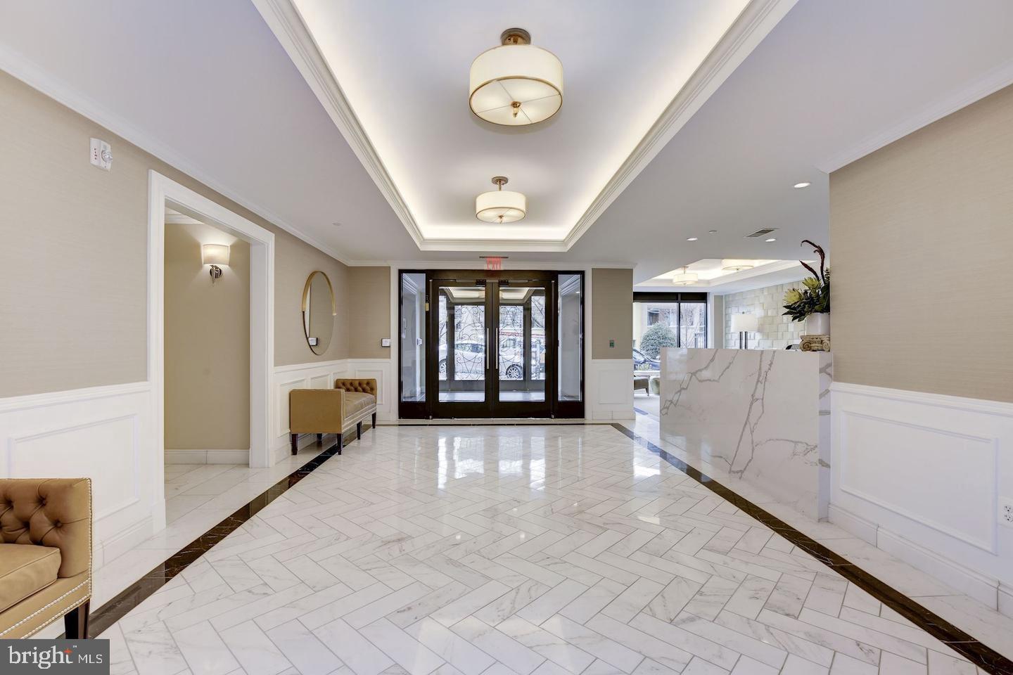 HAMPDEN ROW - Residential