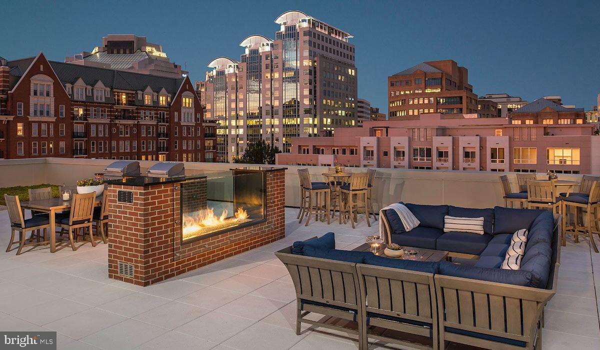 HAMPDEN ROW - Residential