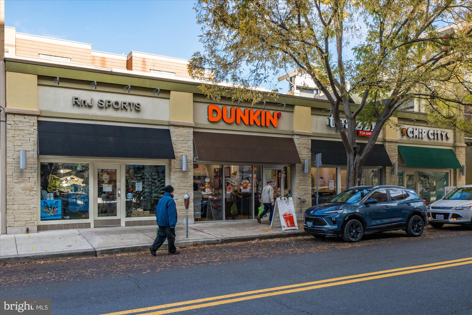 HAMPDEN ROW - Residential