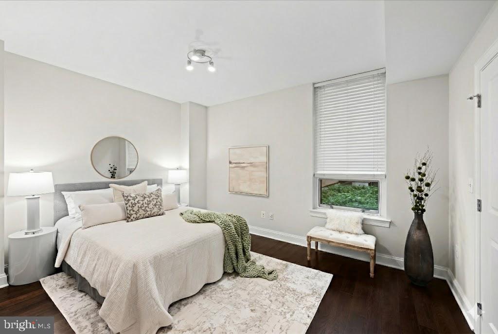 HAMPDEN ROW - Residential