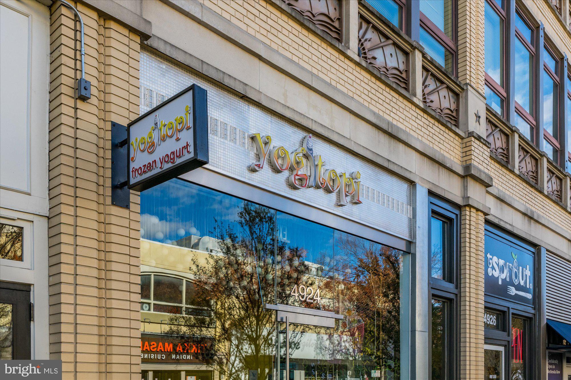 HAMPDEN ROW - Residential