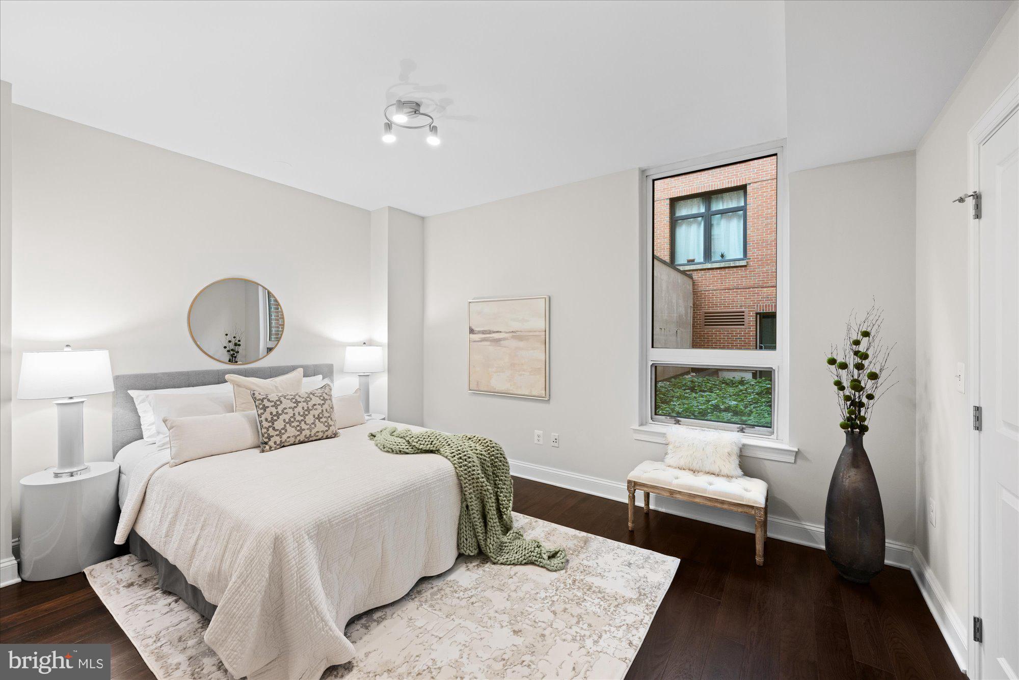 HAMPDEN ROW - Residential