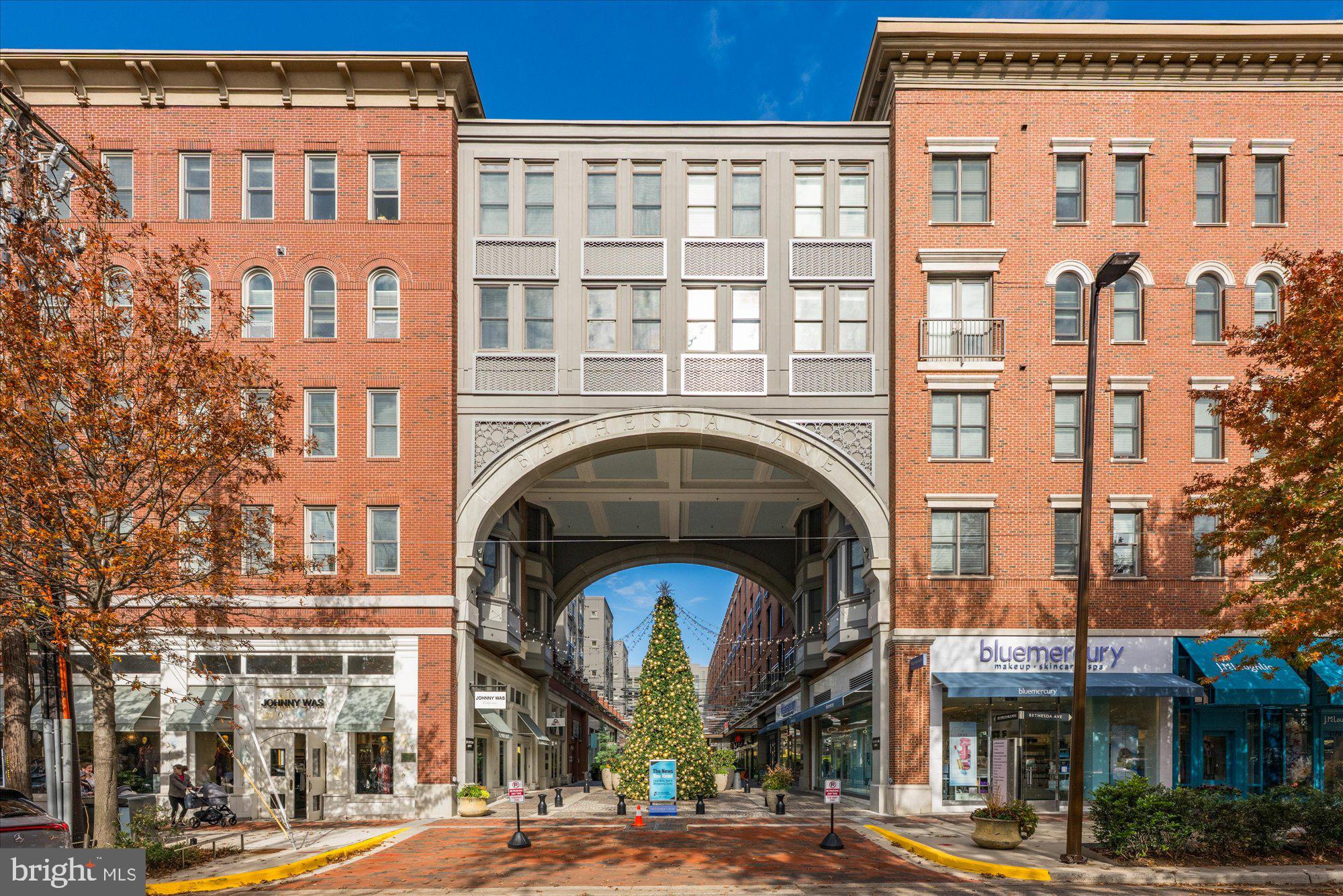 HAMPDEN ROW - Residential