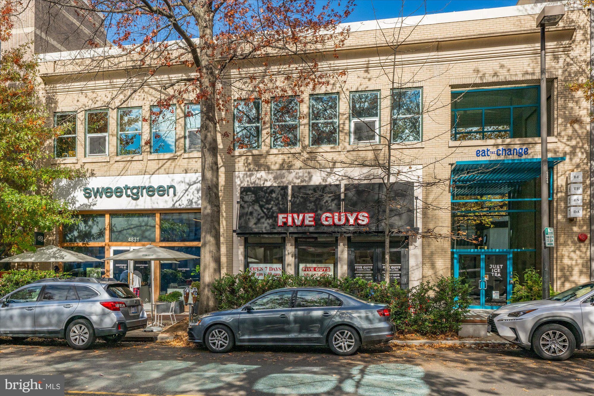 HAMPDEN ROW - Residential