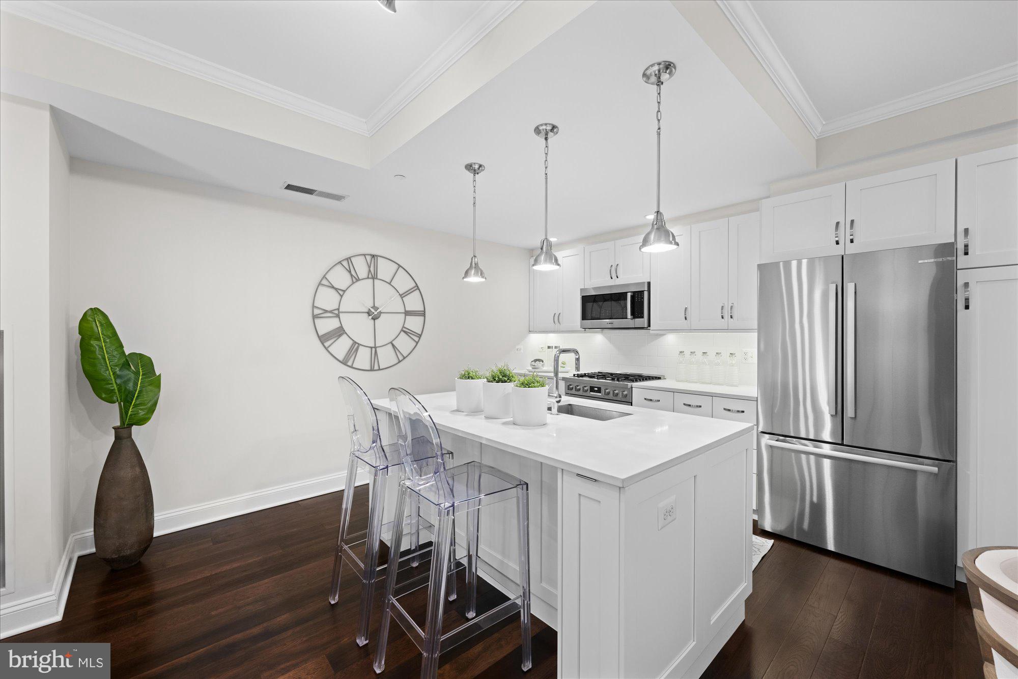 HAMPDEN ROW - Residential