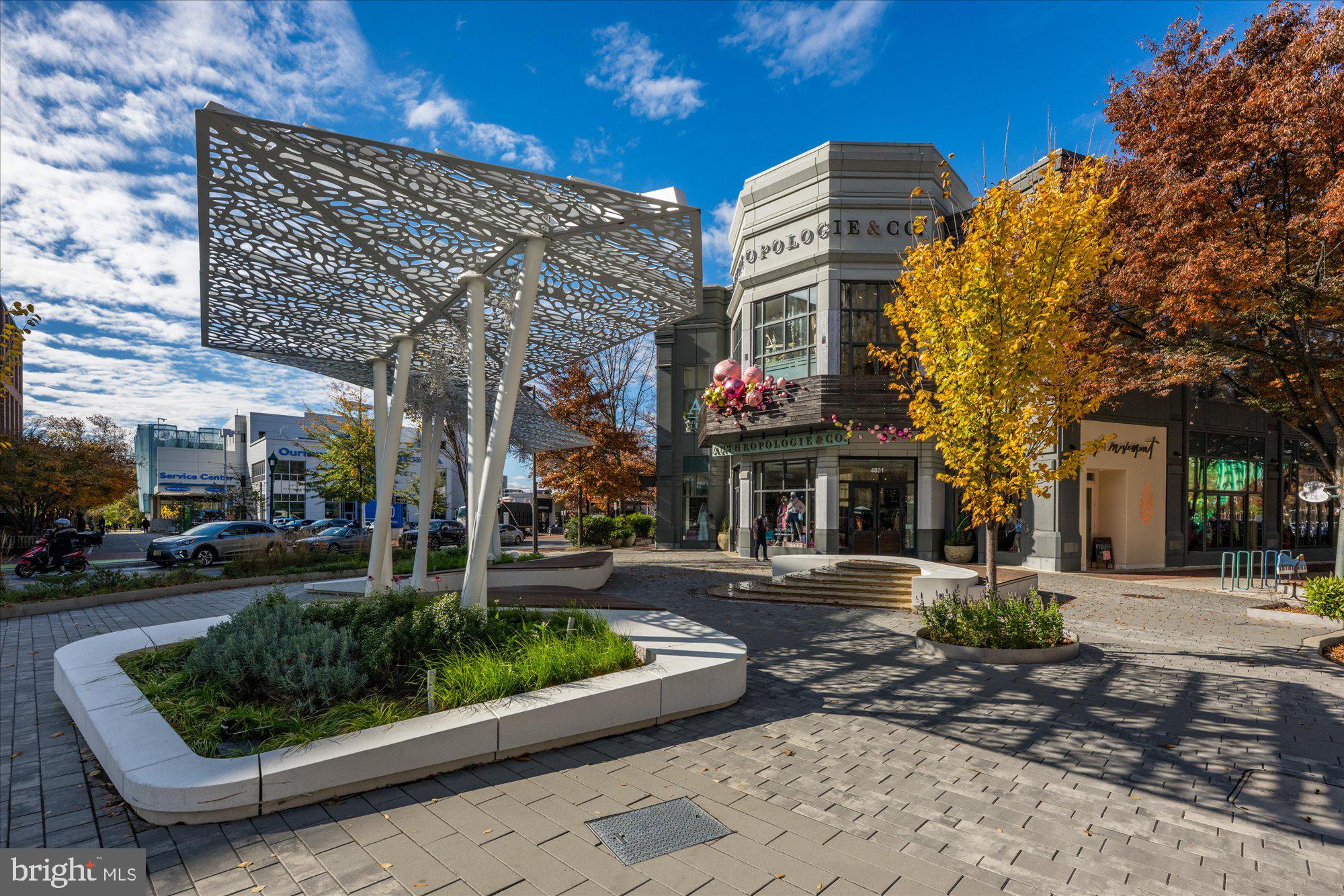 HAMPDEN ROW - Residential