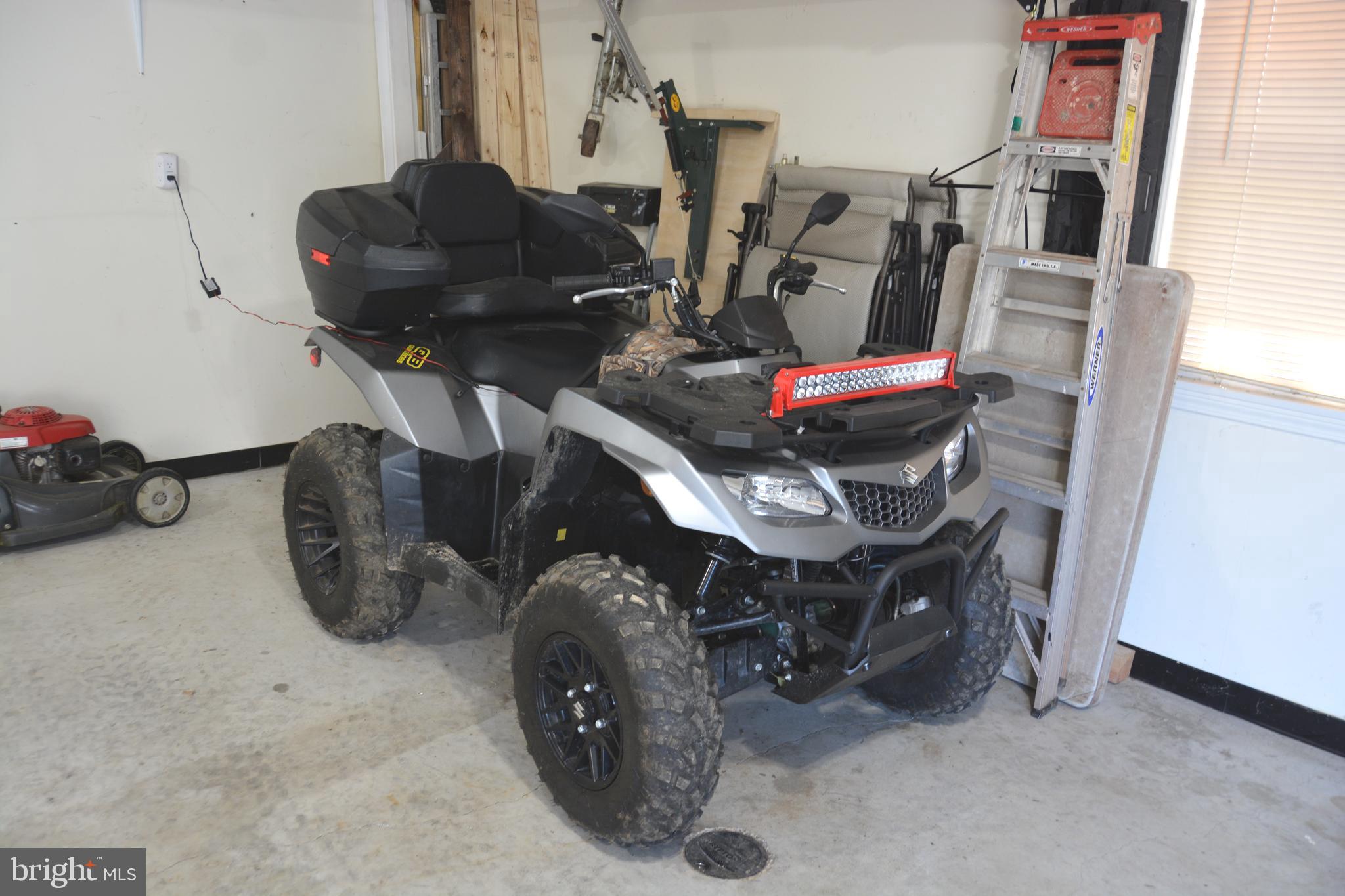 ASHTON WOODS - Residential