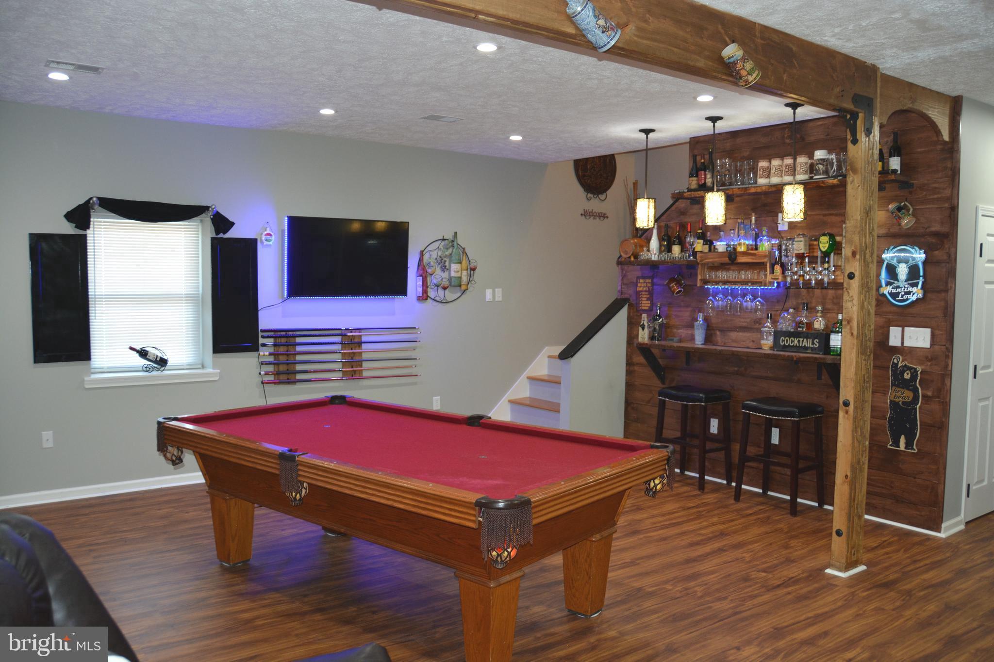 ASHTON WOODS - Residential