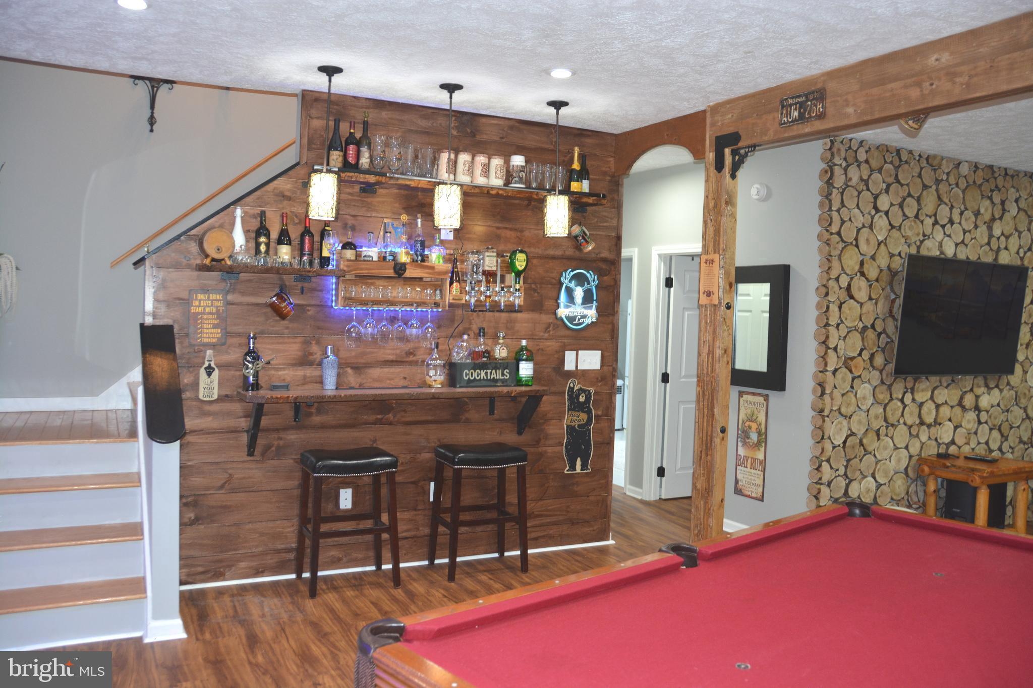 ASHTON WOODS - Residential