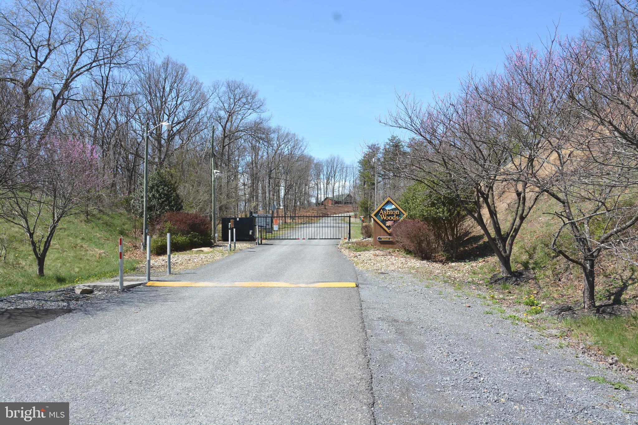 ASHTON WOODS - Residential