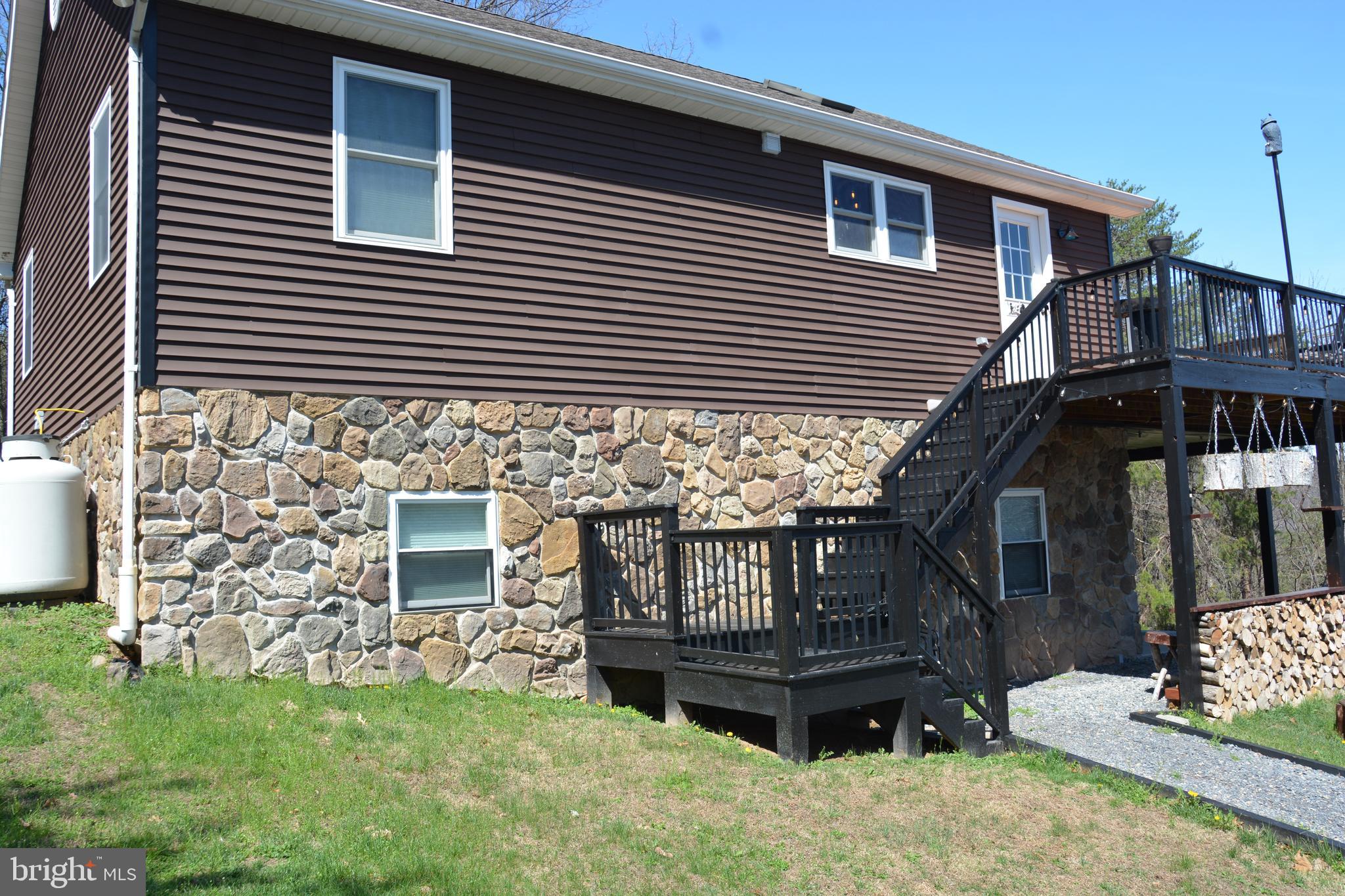 ASHTON WOODS - Residential