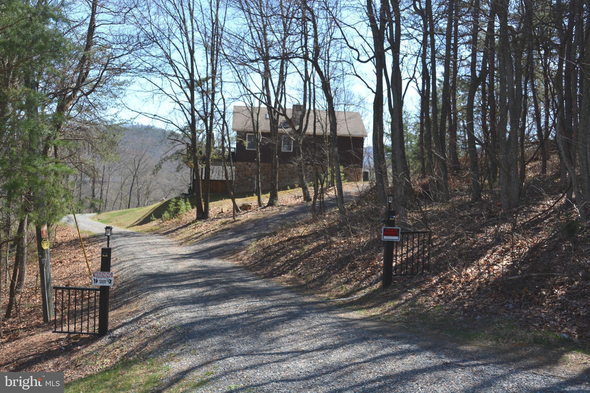 ASHTON WOODS - Residential