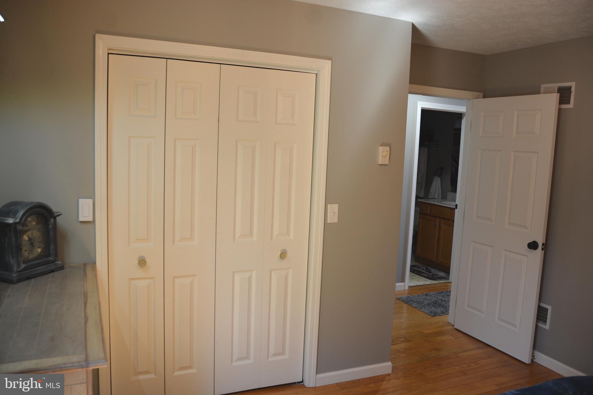 ASHTON WOODS - Residential