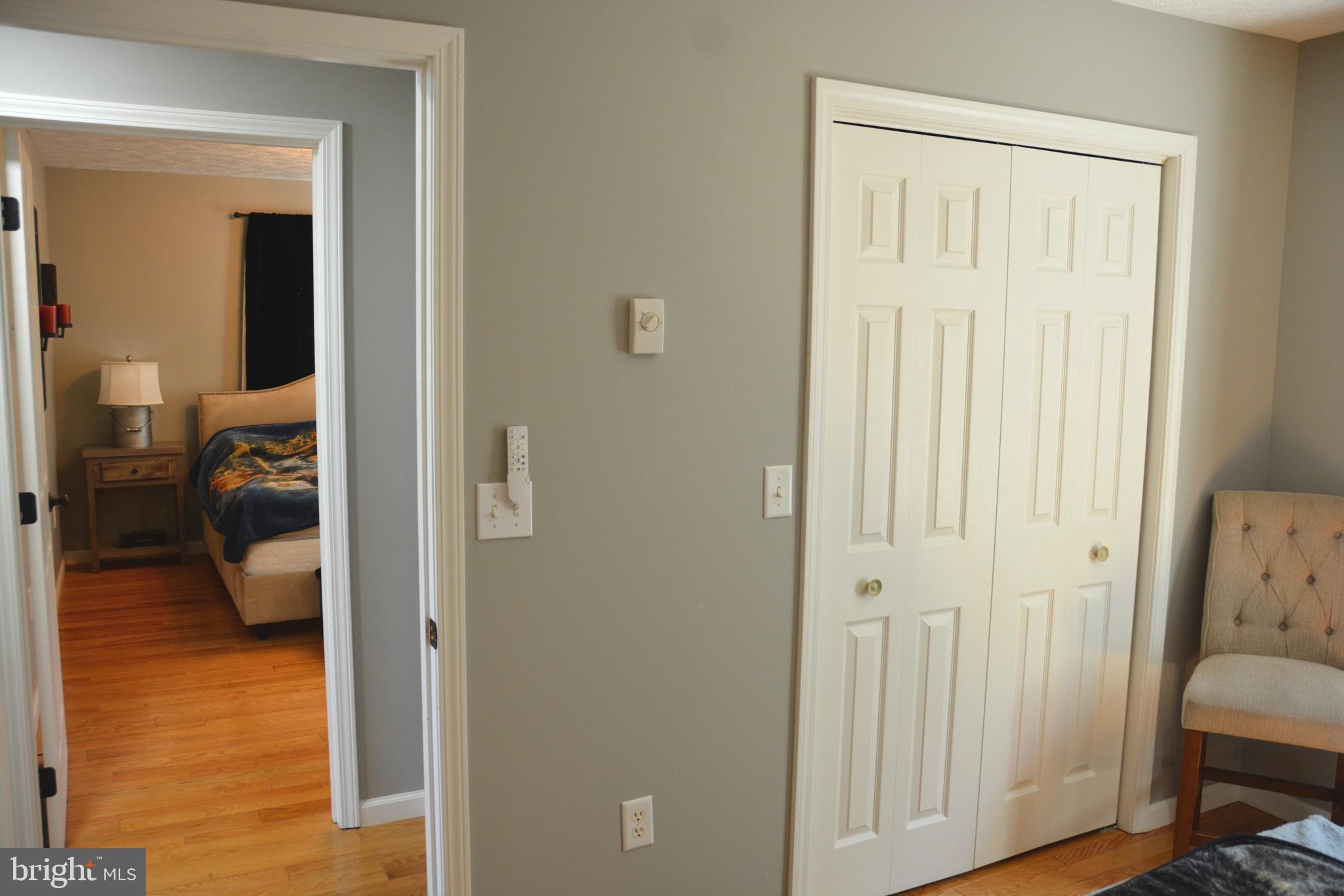 ASHTON WOODS - Residential