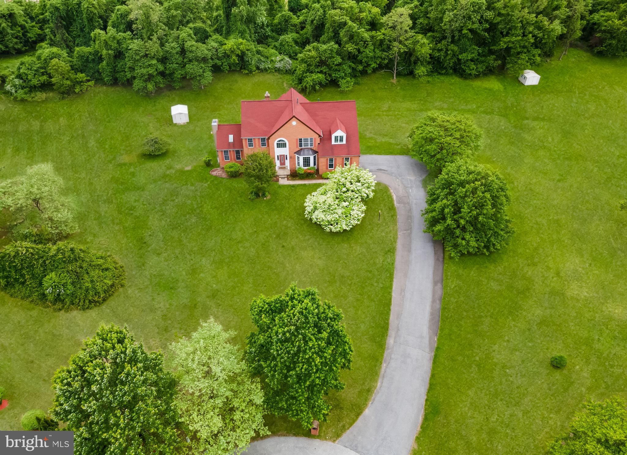 COLLINGTON MANOR - Residential