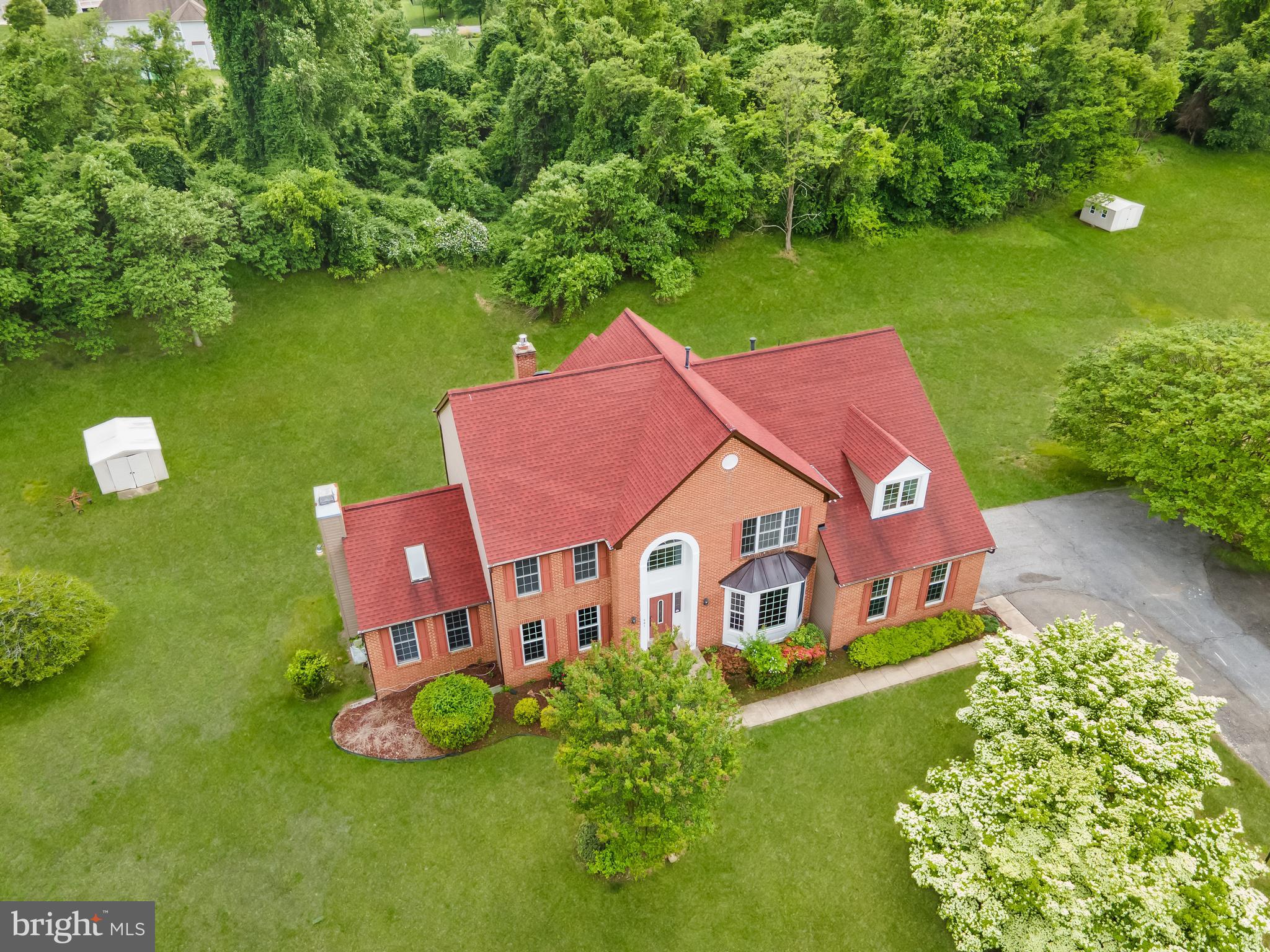 COLLINGTON MANOR - Residential