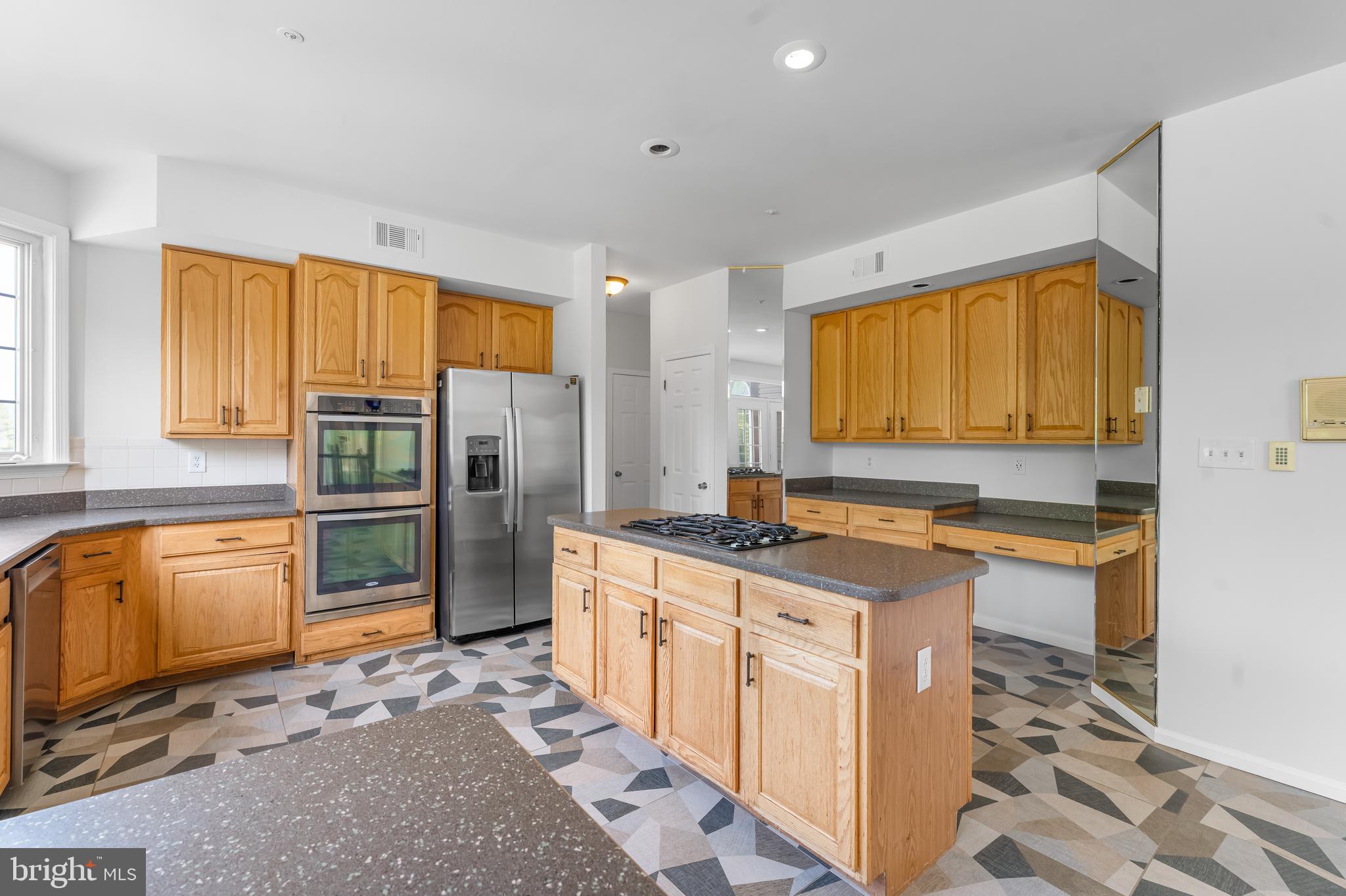 COLLINGTON MANOR - Residential