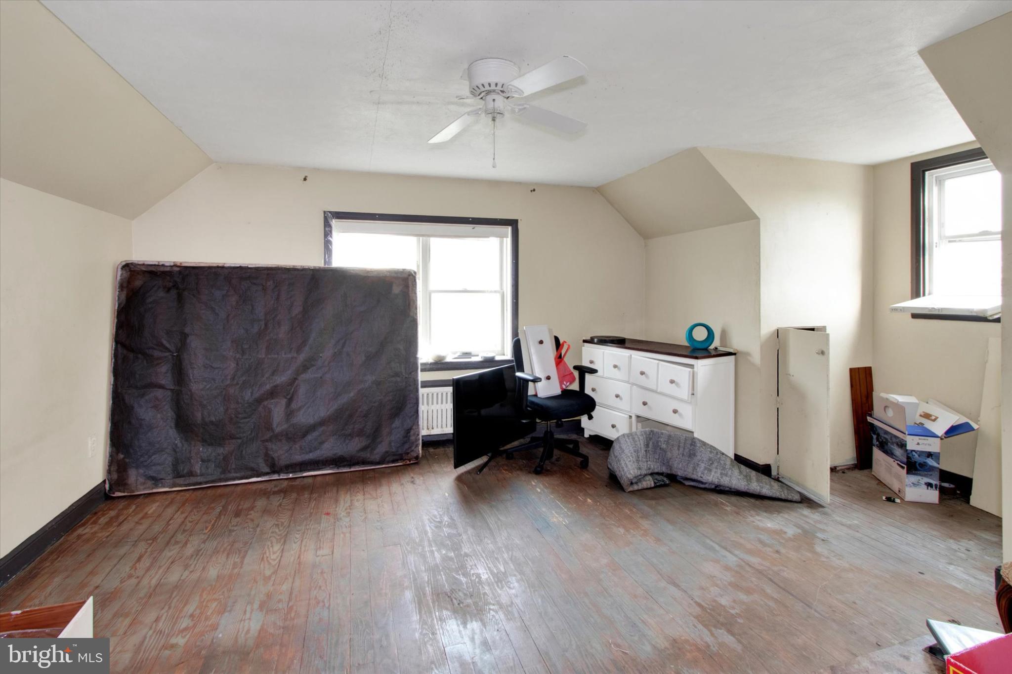 HYDE PARK - Residential