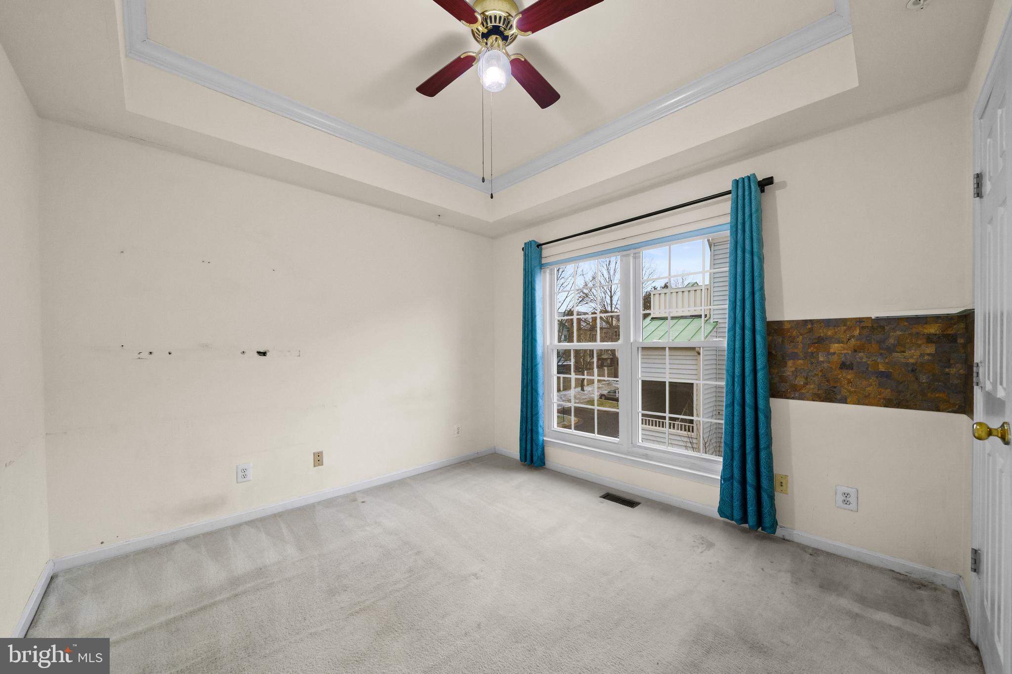 THE CROSSINGS - Residential