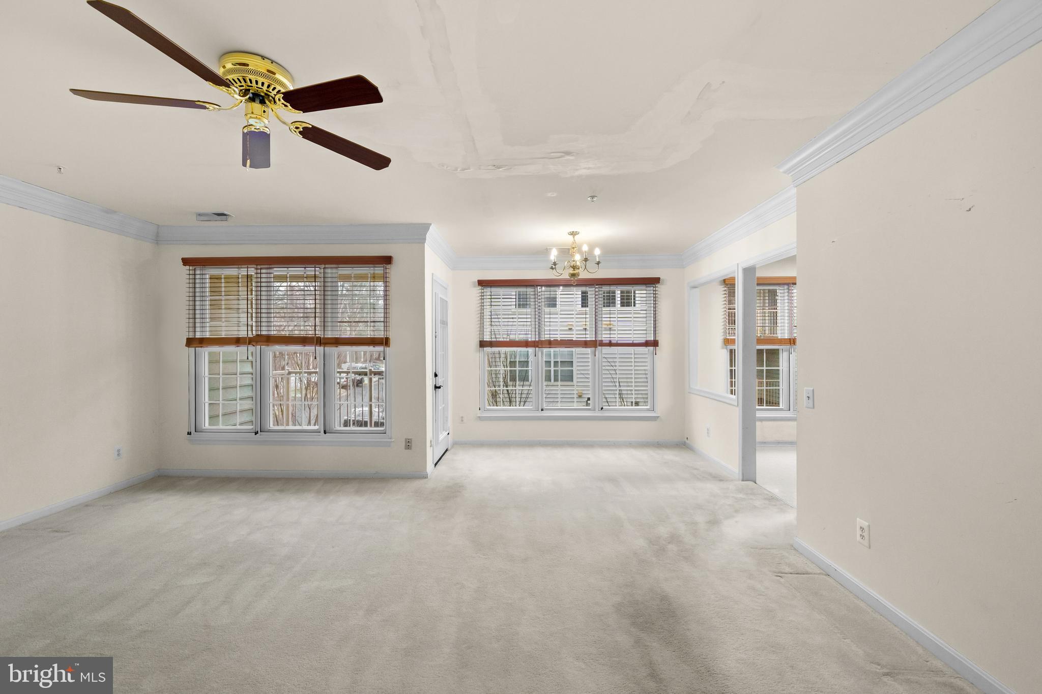 THE CROSSINGS - Residential