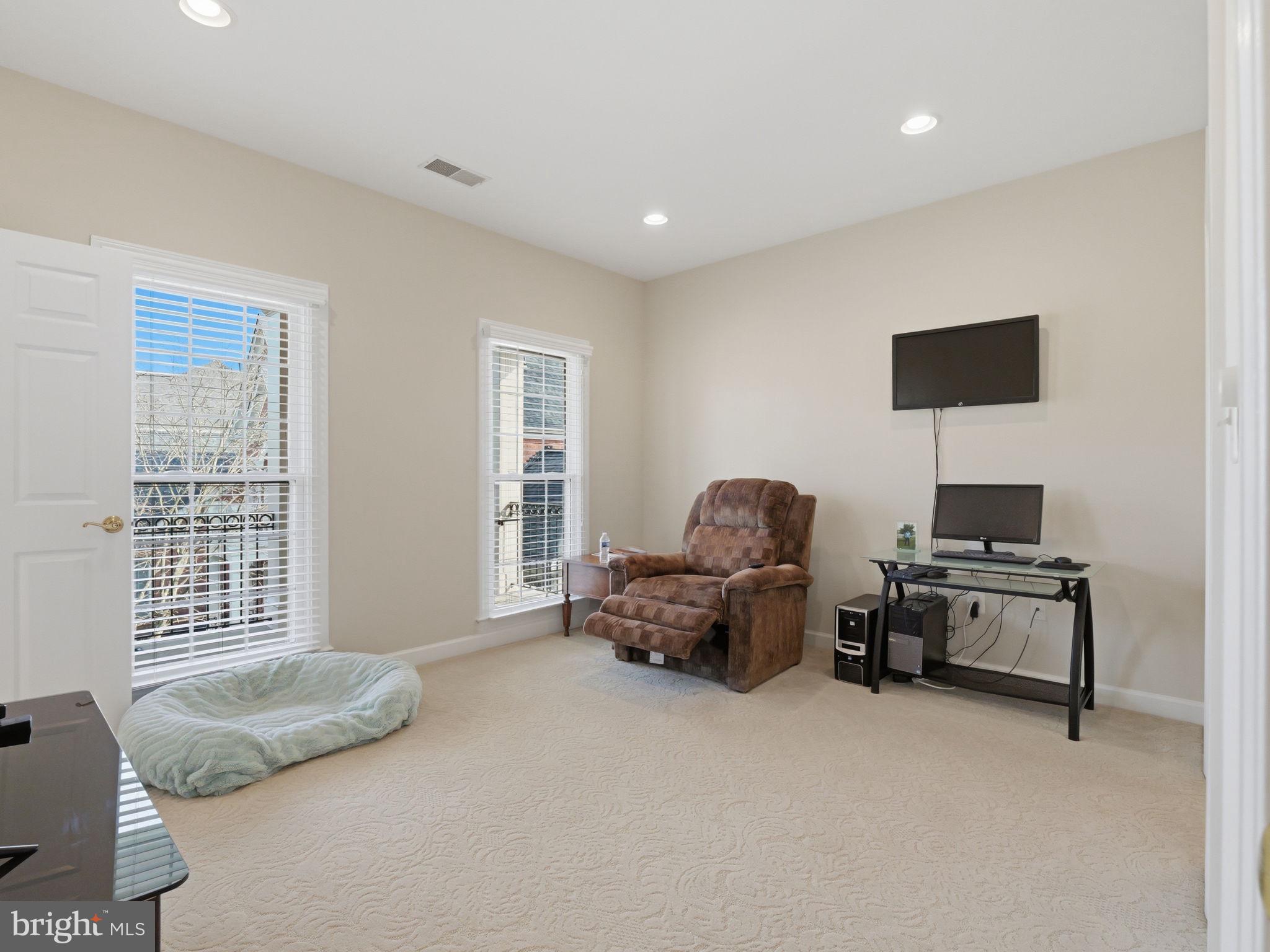 FARRCROFT - Residential