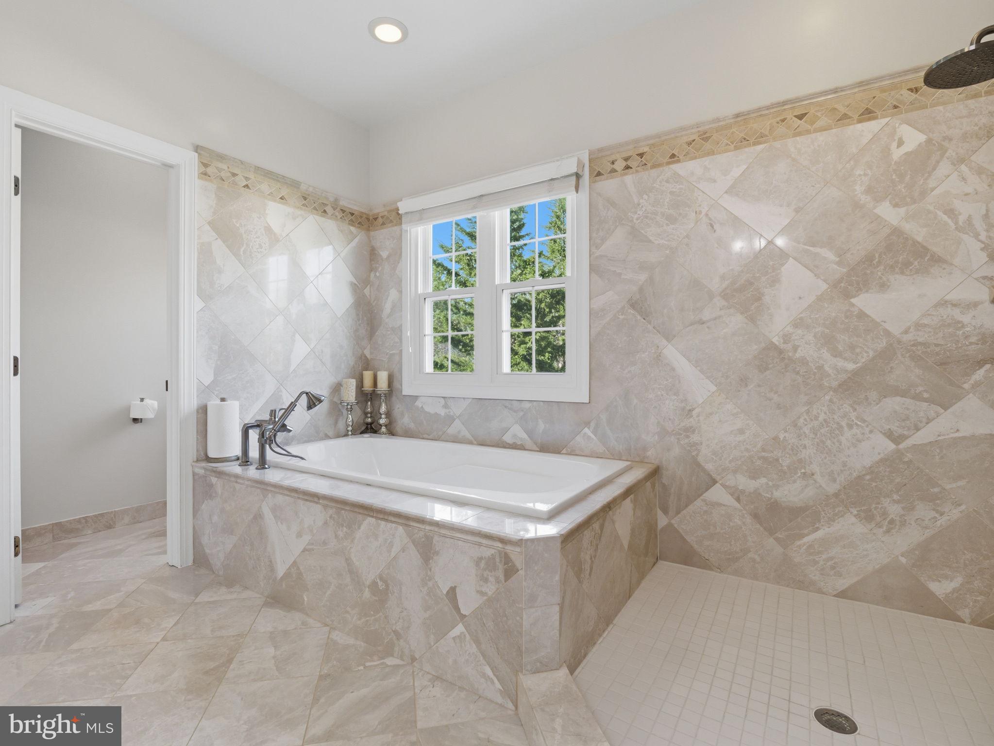 FARRCROFT - Residential