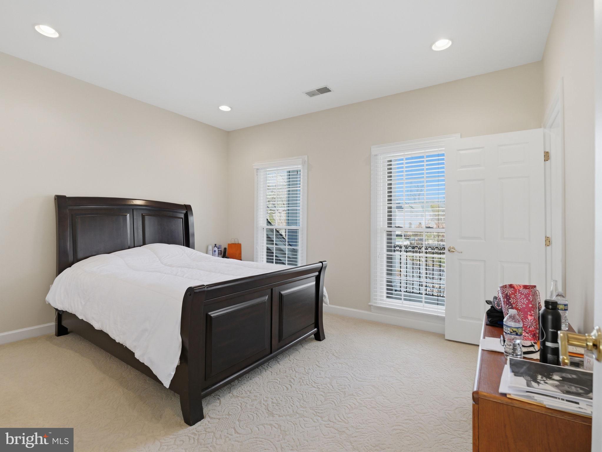 FARRCROFT - Residential