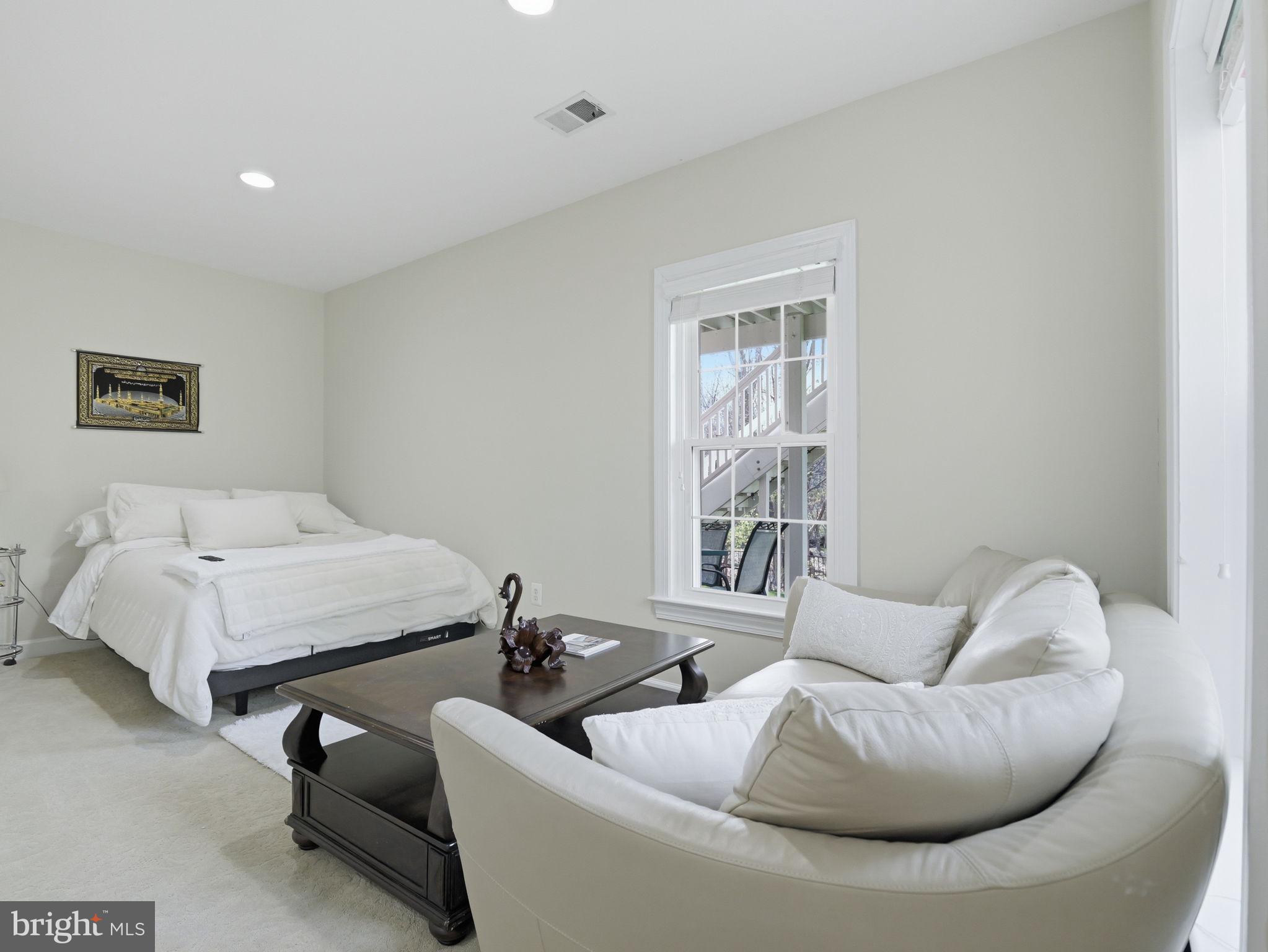 FARRCROFT - Residential