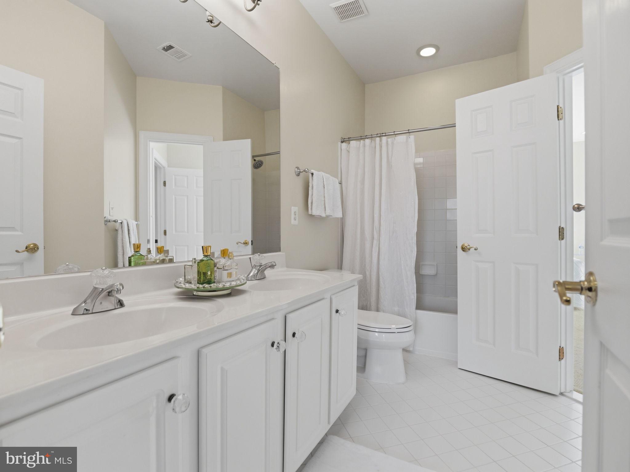 FARRCROFT - Residential